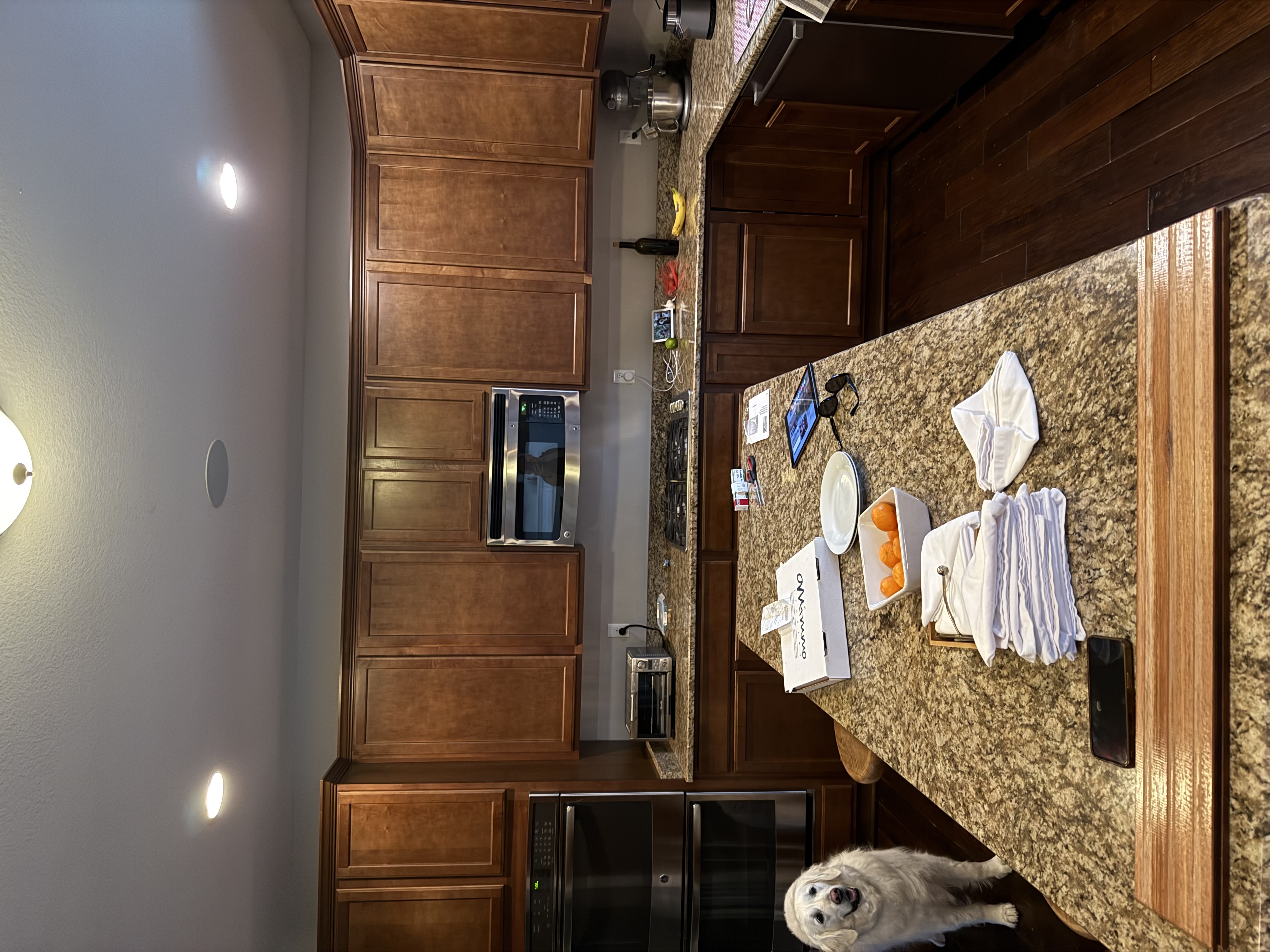 Before: Bright Kitchen Update