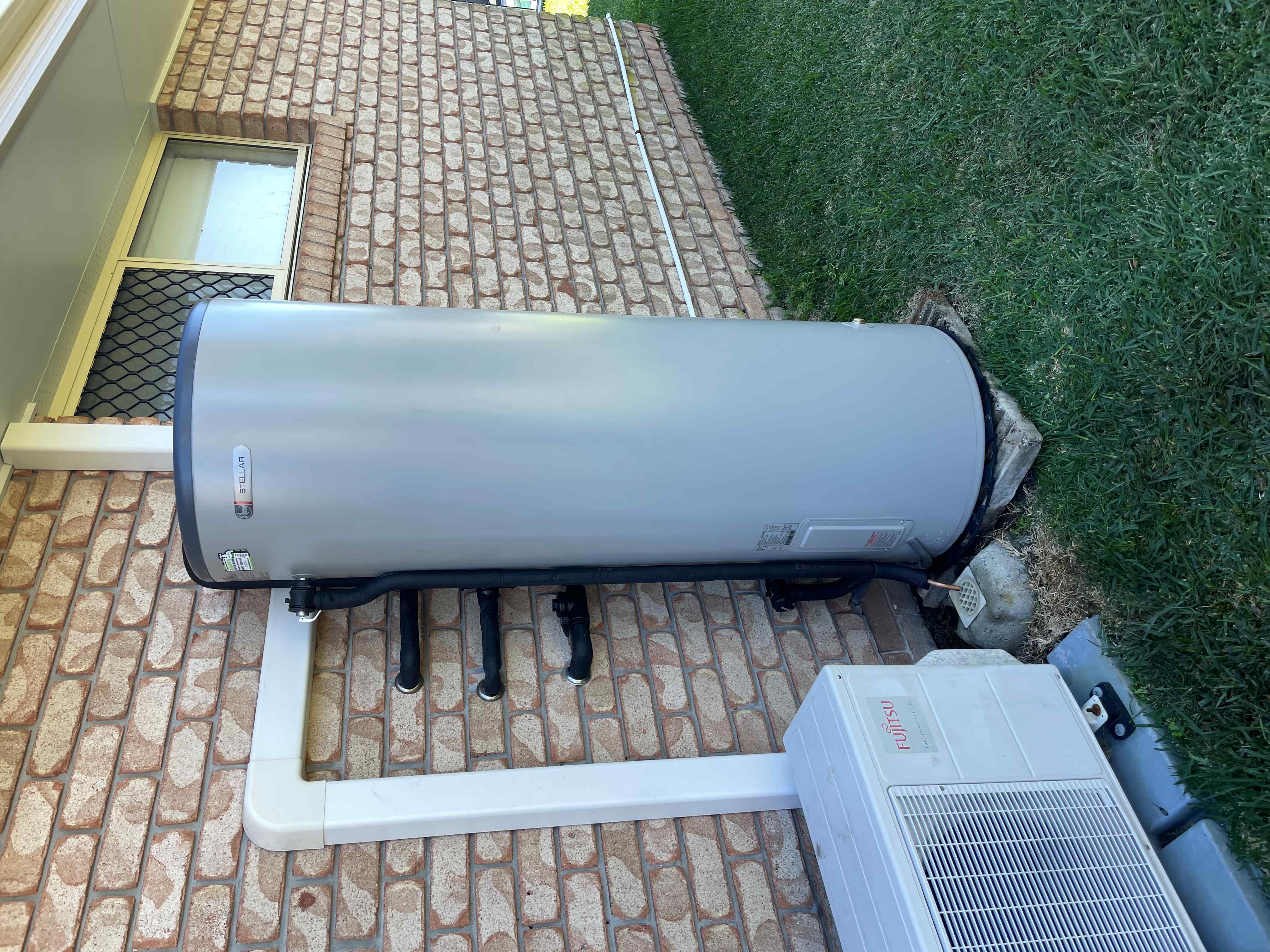 Hot water installation 3