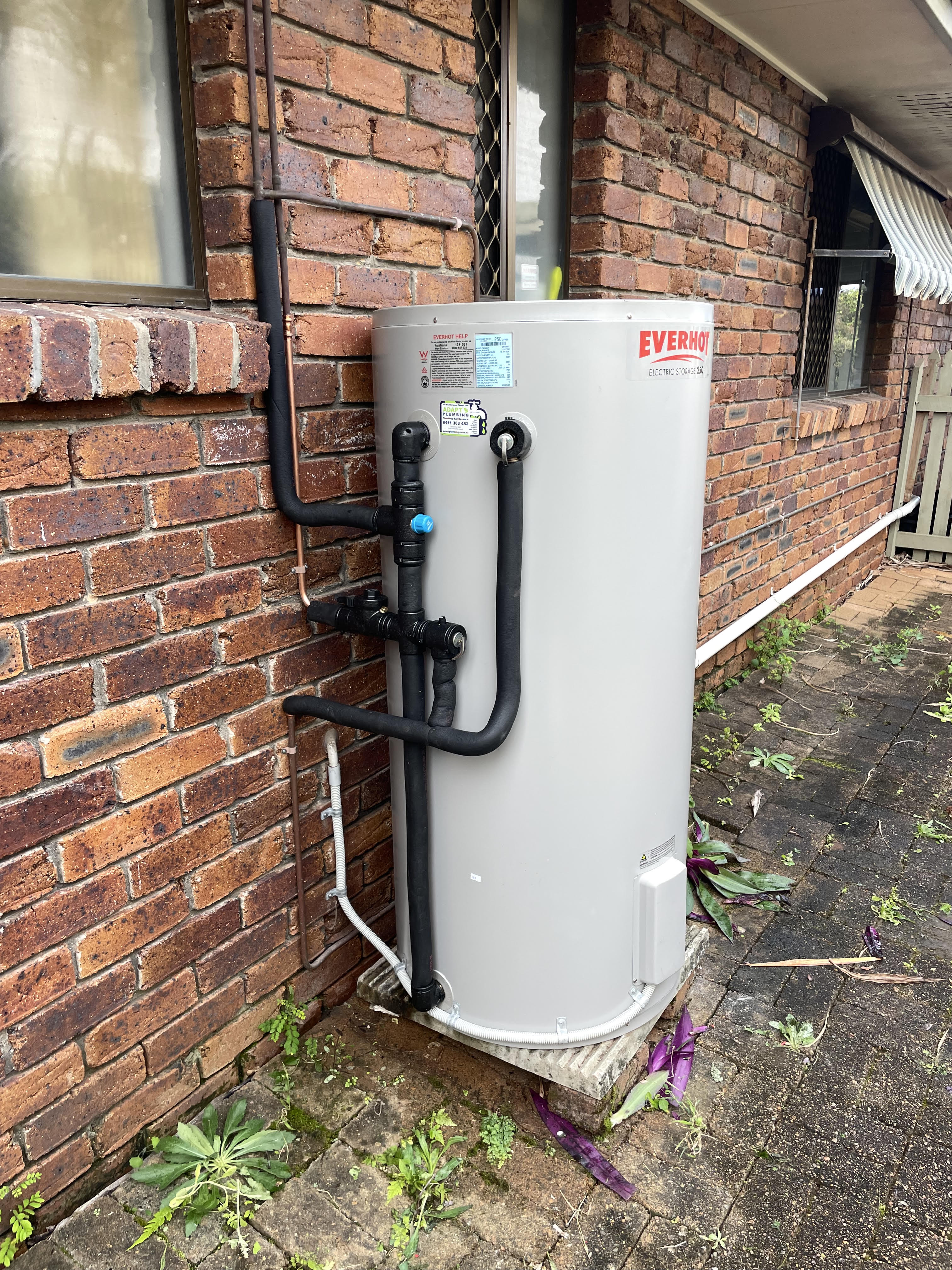 Hot water installation 6
