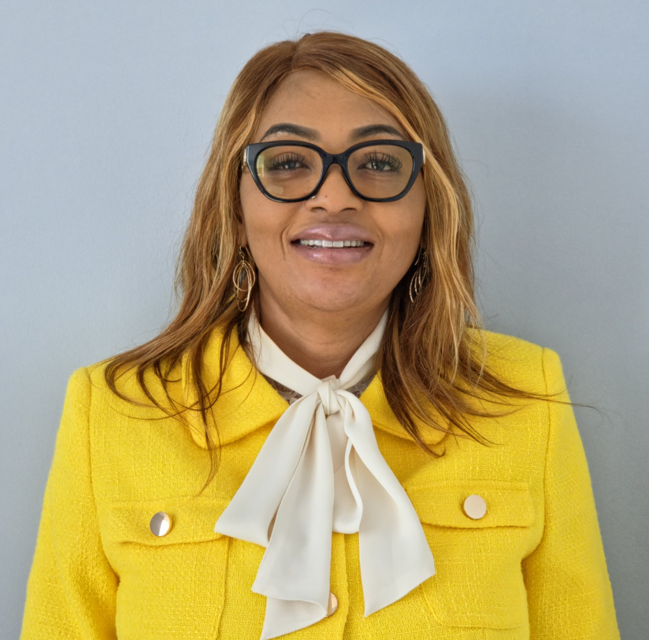 Portrait of Dr. Ketty Ngona, Founder & CEO