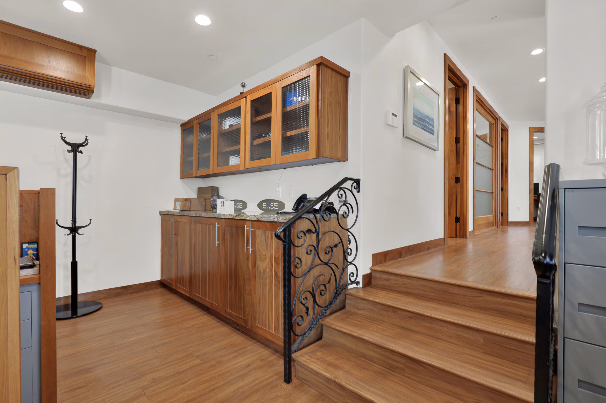 Coastal Workspace Gallery 9