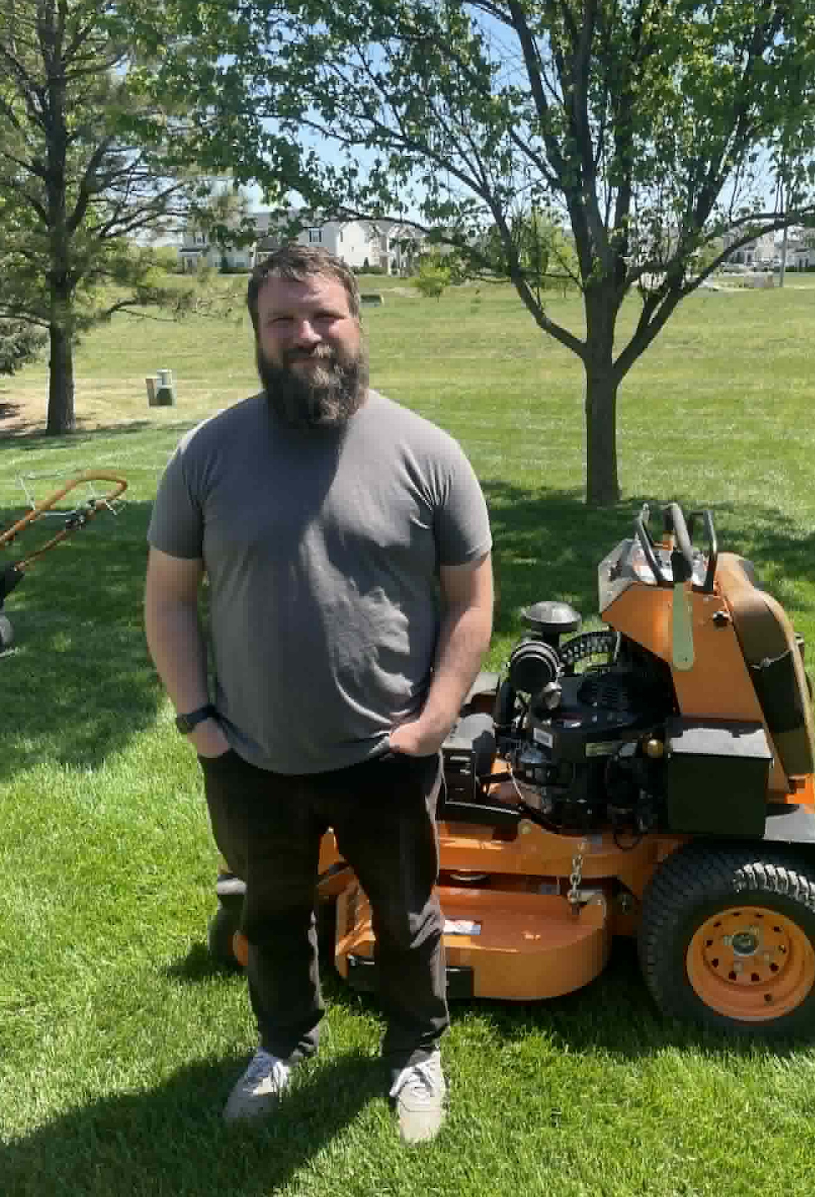 Lawn mowing services in Lincoln, NE