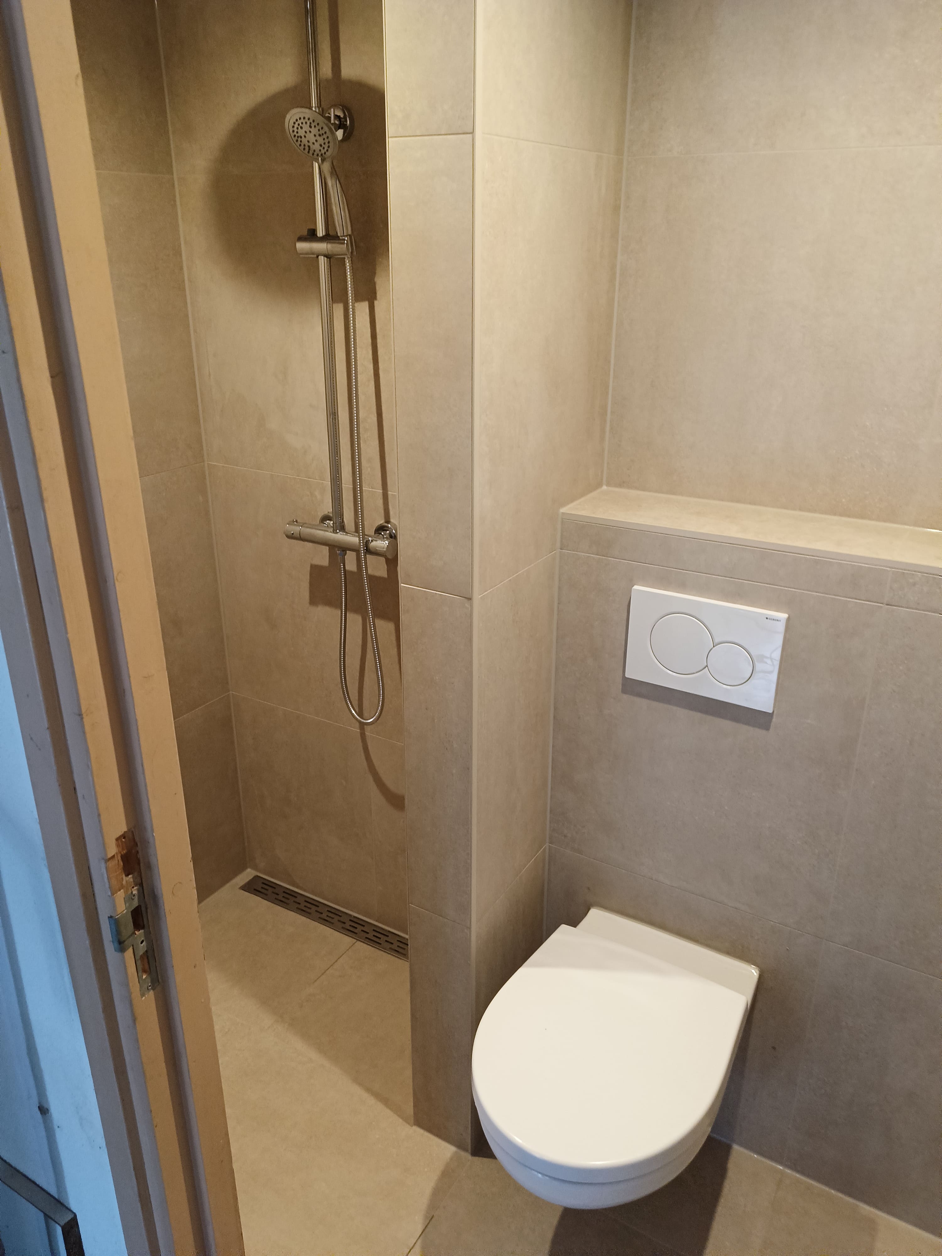 Strakke Badkamer