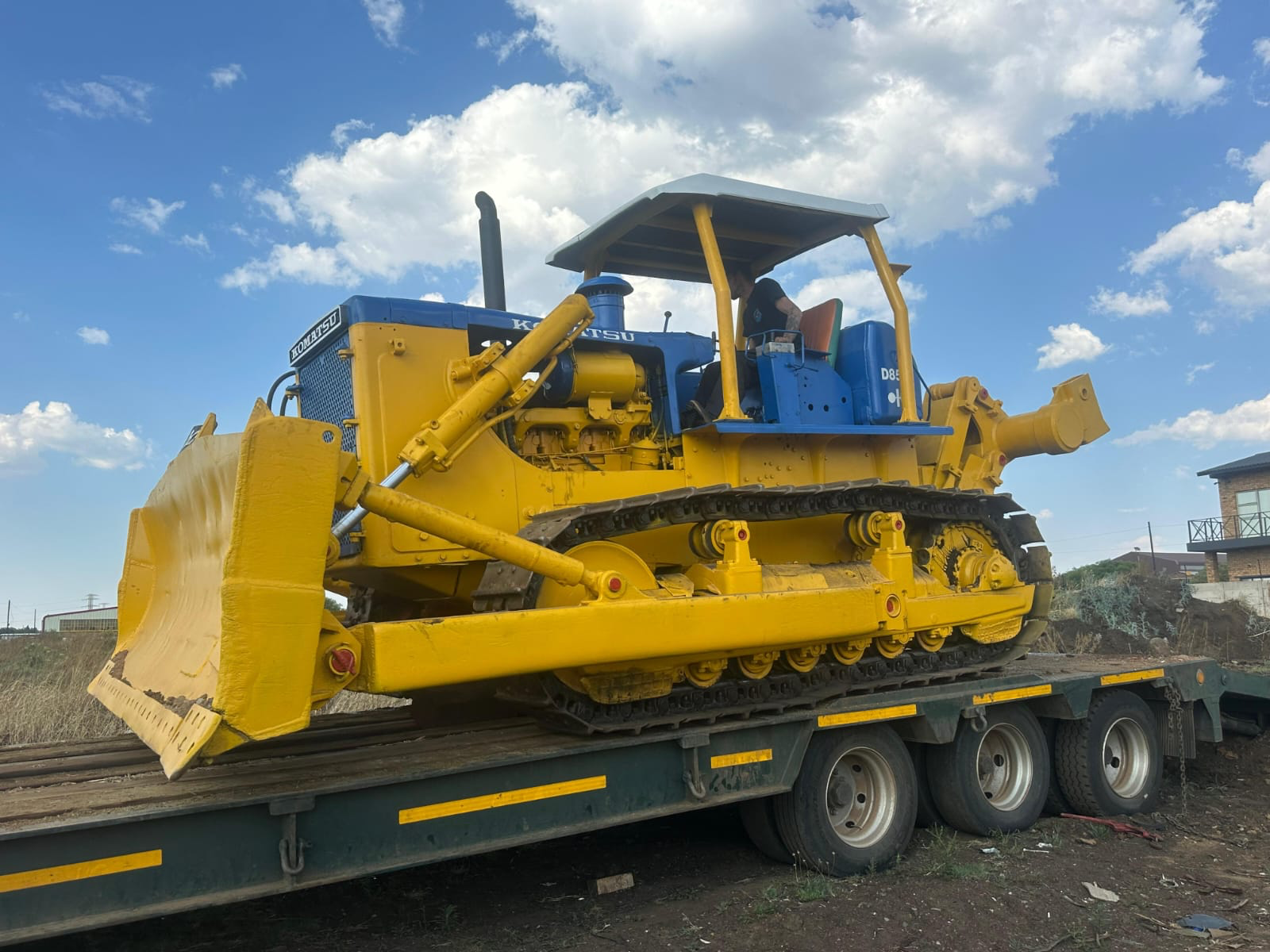 Komatsu D85A Dozer