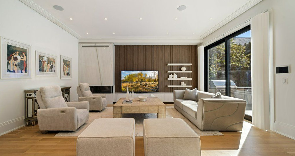 Wall unit gallery image 4