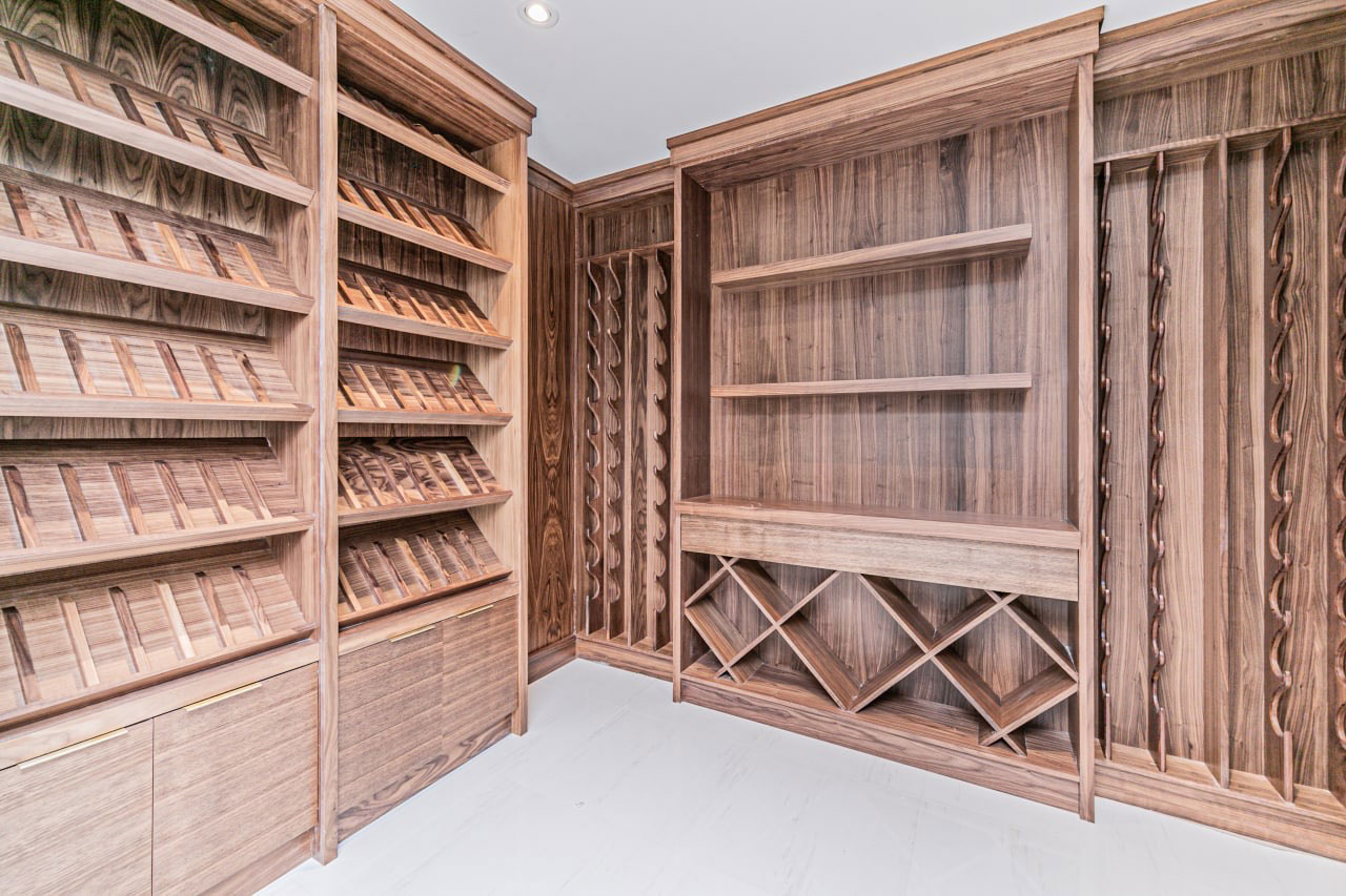 Bar and Wine Cellar gallery image 5