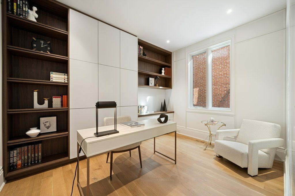 Executive Office Library gallery image 3