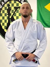 Professor Kaelum Kalista 2nd degree black belt Hinesville Team Kalista — coaching no-gi class