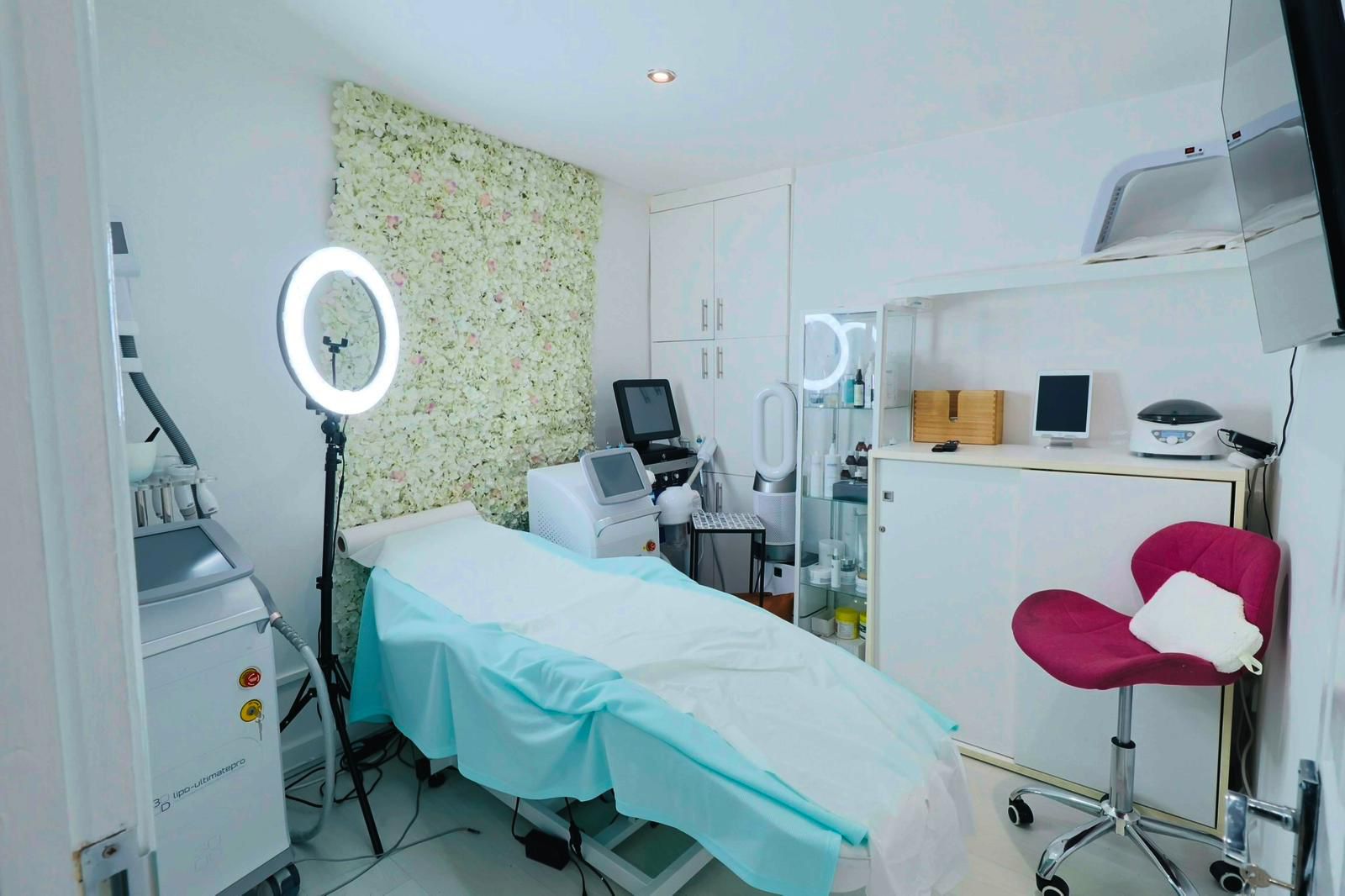 Zenubia Wellness Full Treatment Suite