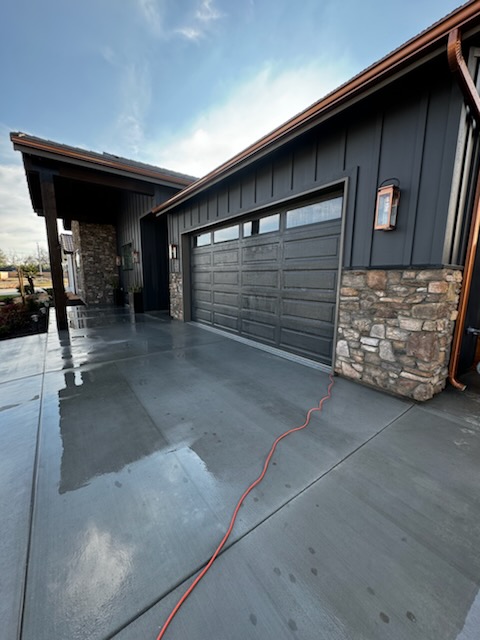Gutter Cleaning Before the Rainy Season in Lemoore, CA