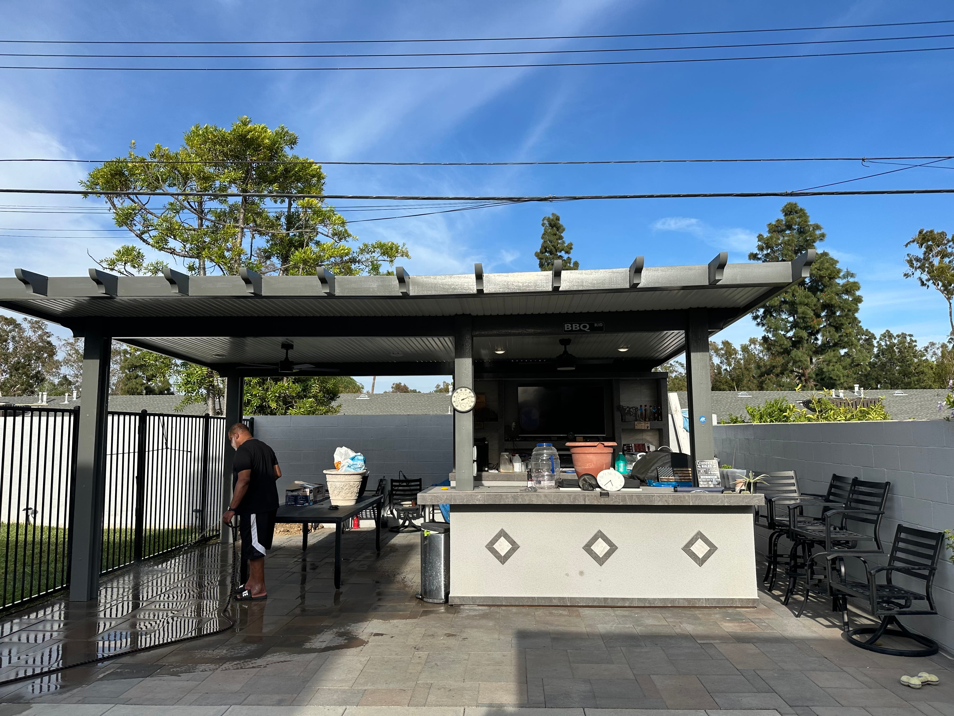 Free Standing Outdoor Entertainment