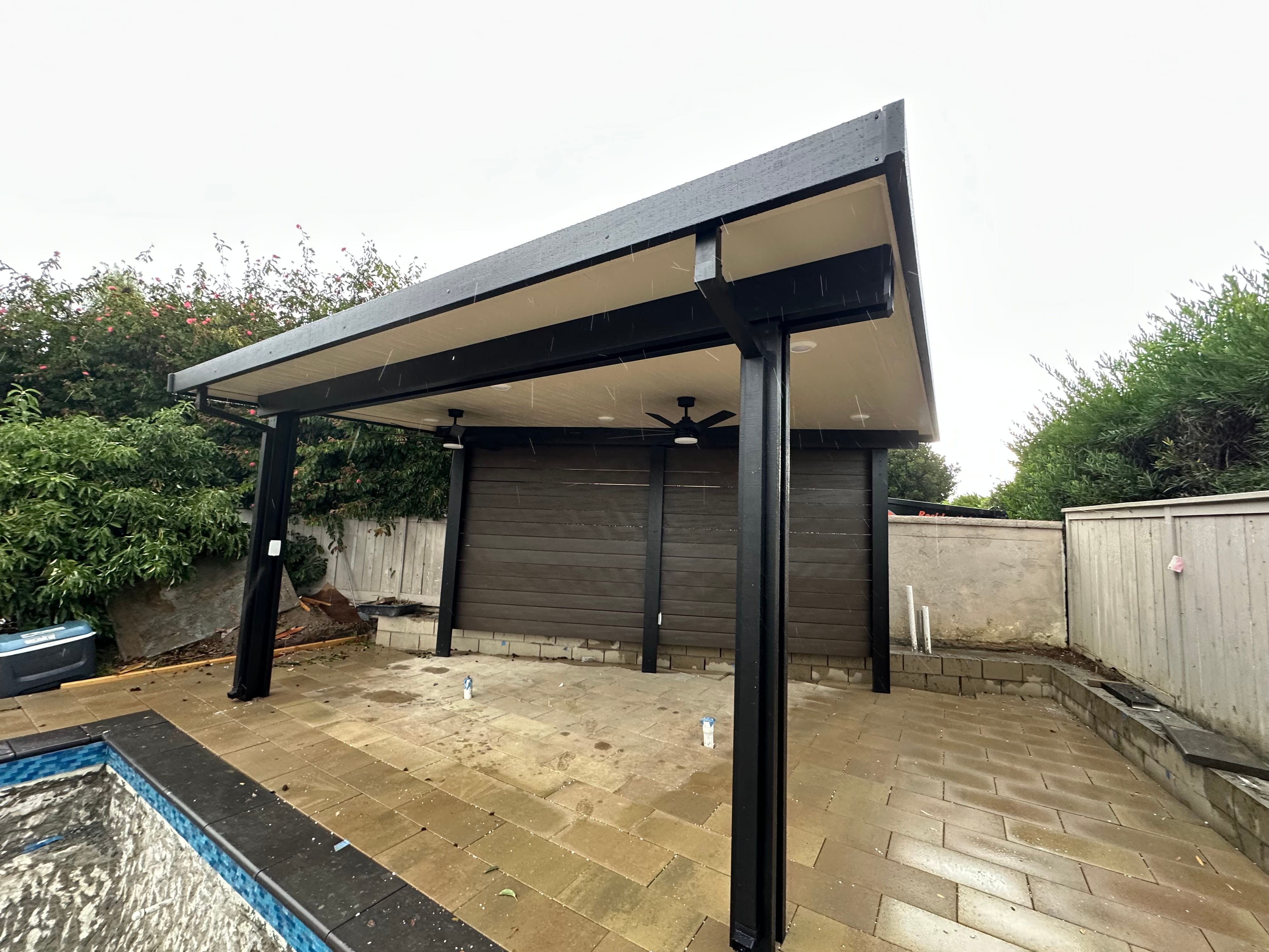Modern Free Standing Retreat
