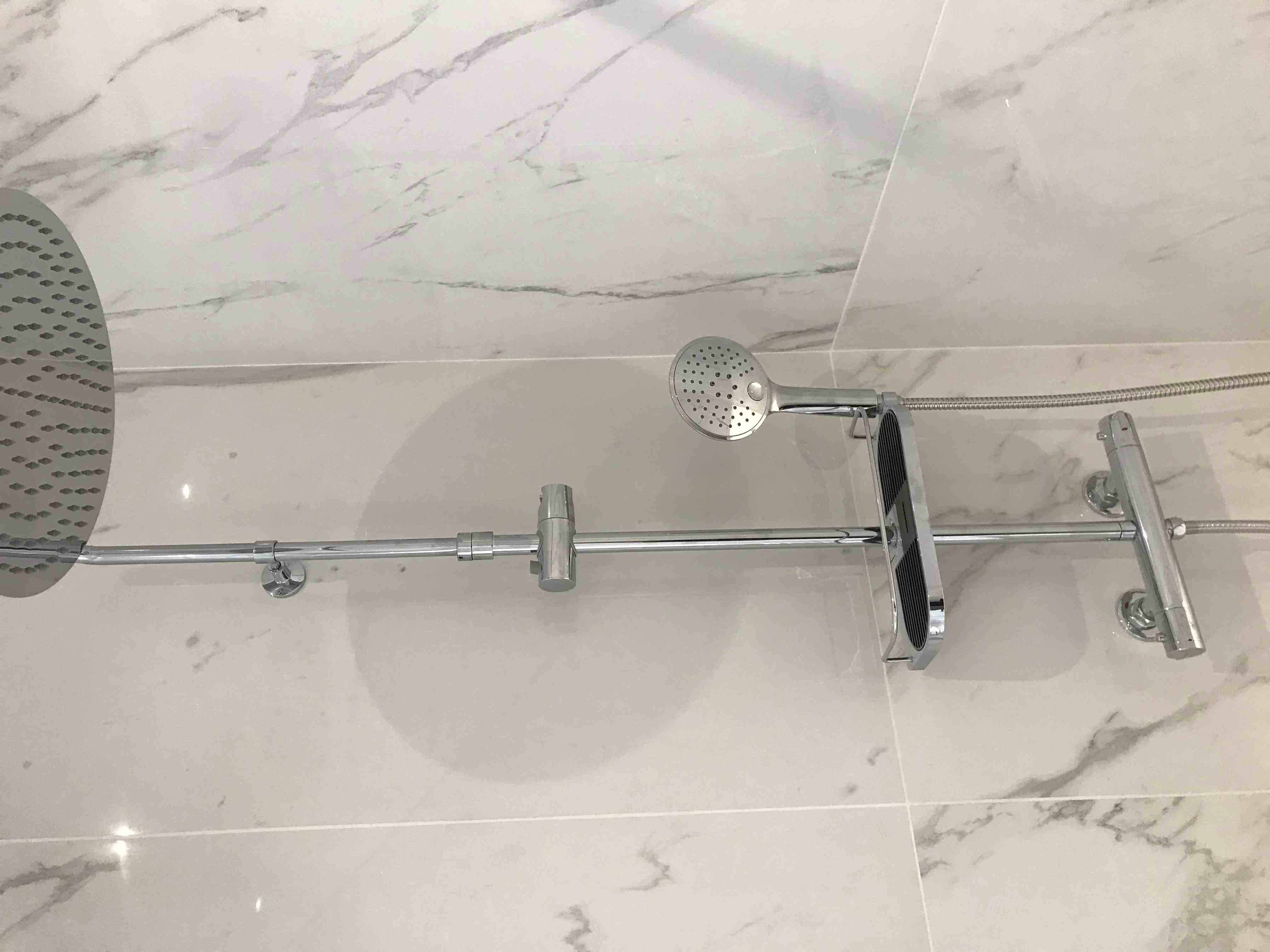 Douche effet pluie