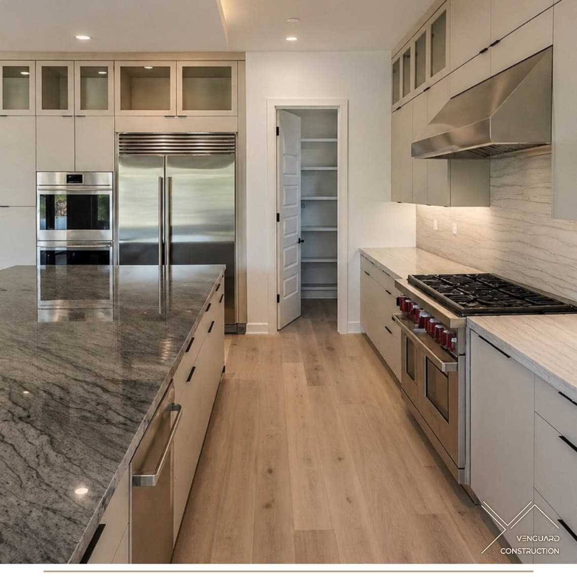 Interior Kitchen 2