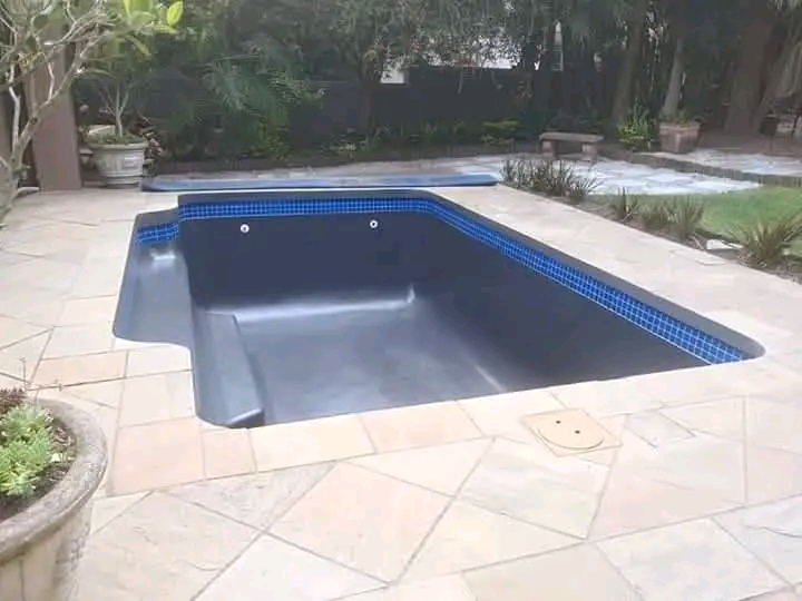 Pool Resurfacing - Dark Finish