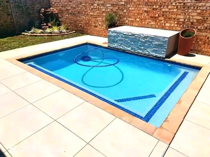Compact Backyard Pool