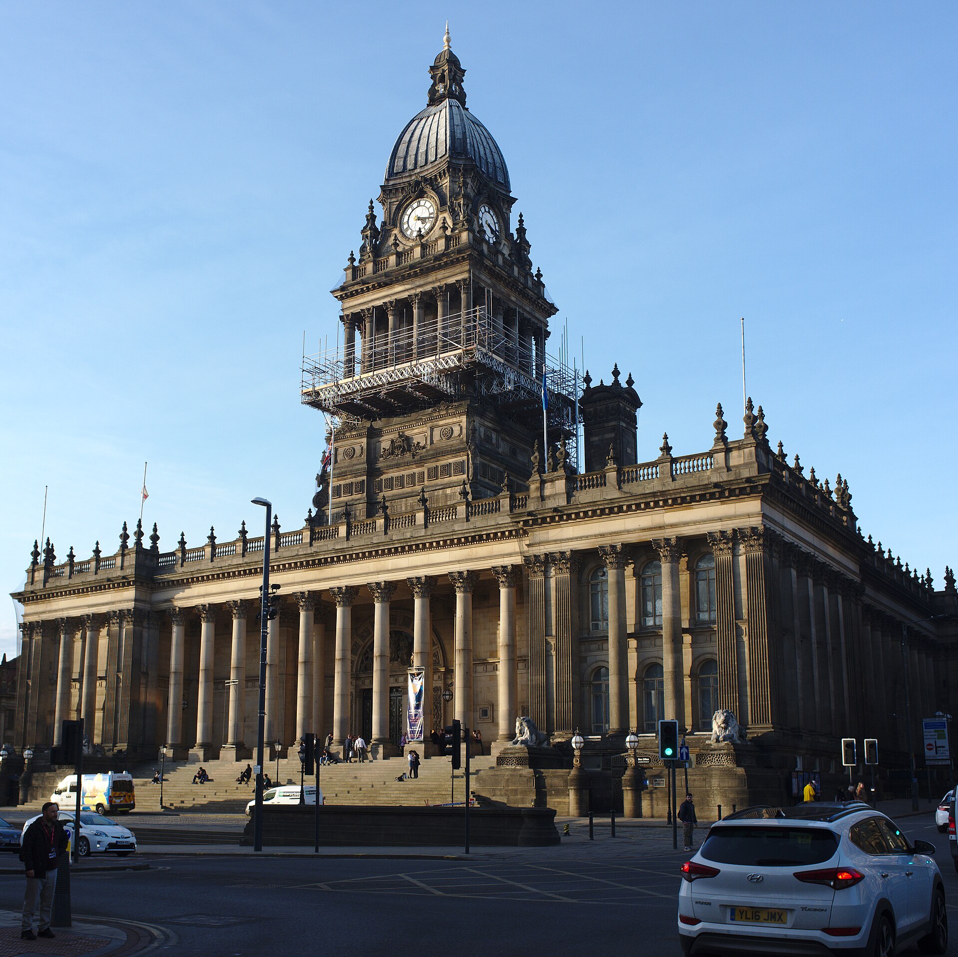 Leeds Town Hall in Leeds city centre