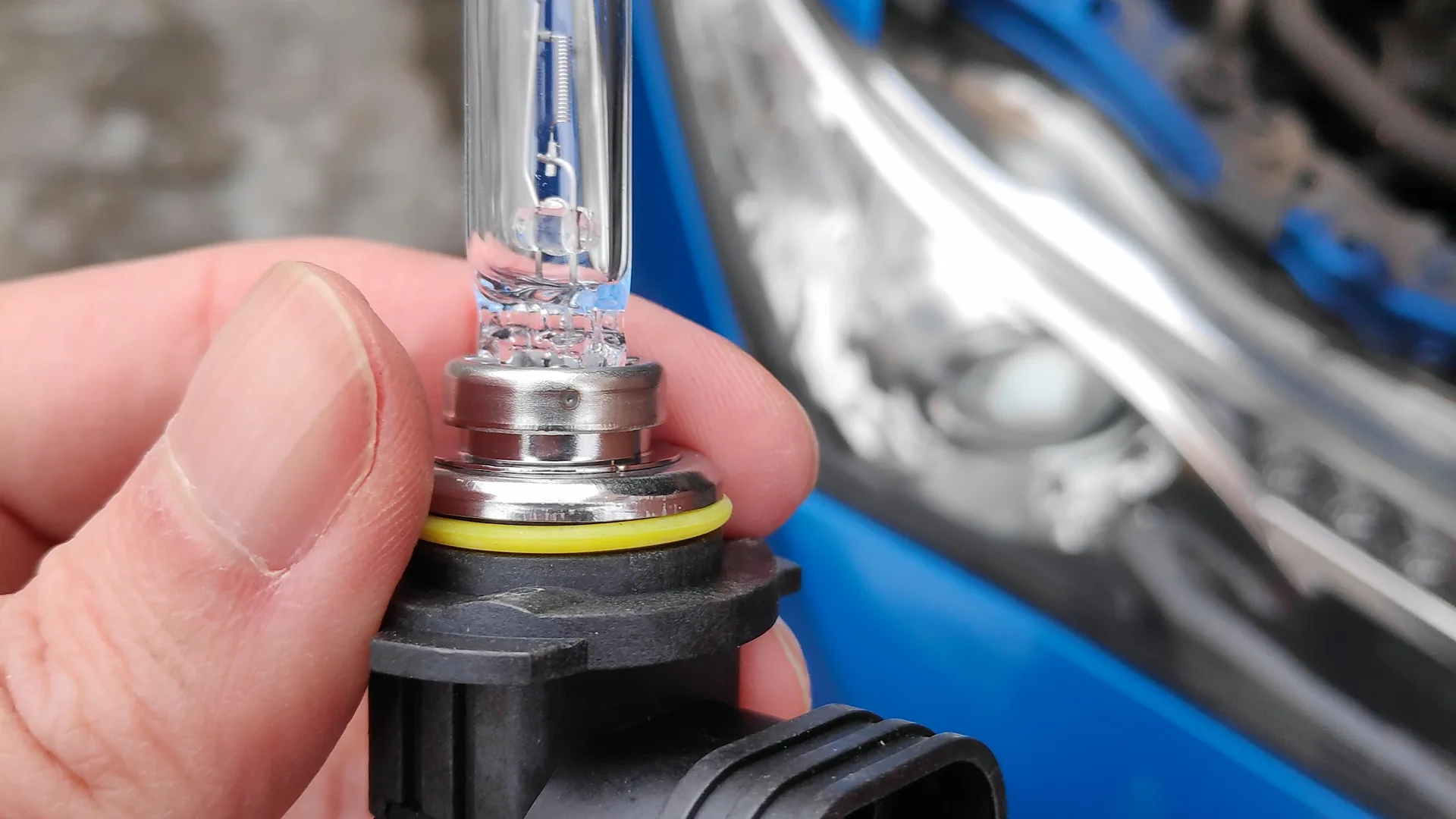 Emergency Bulb Replacements