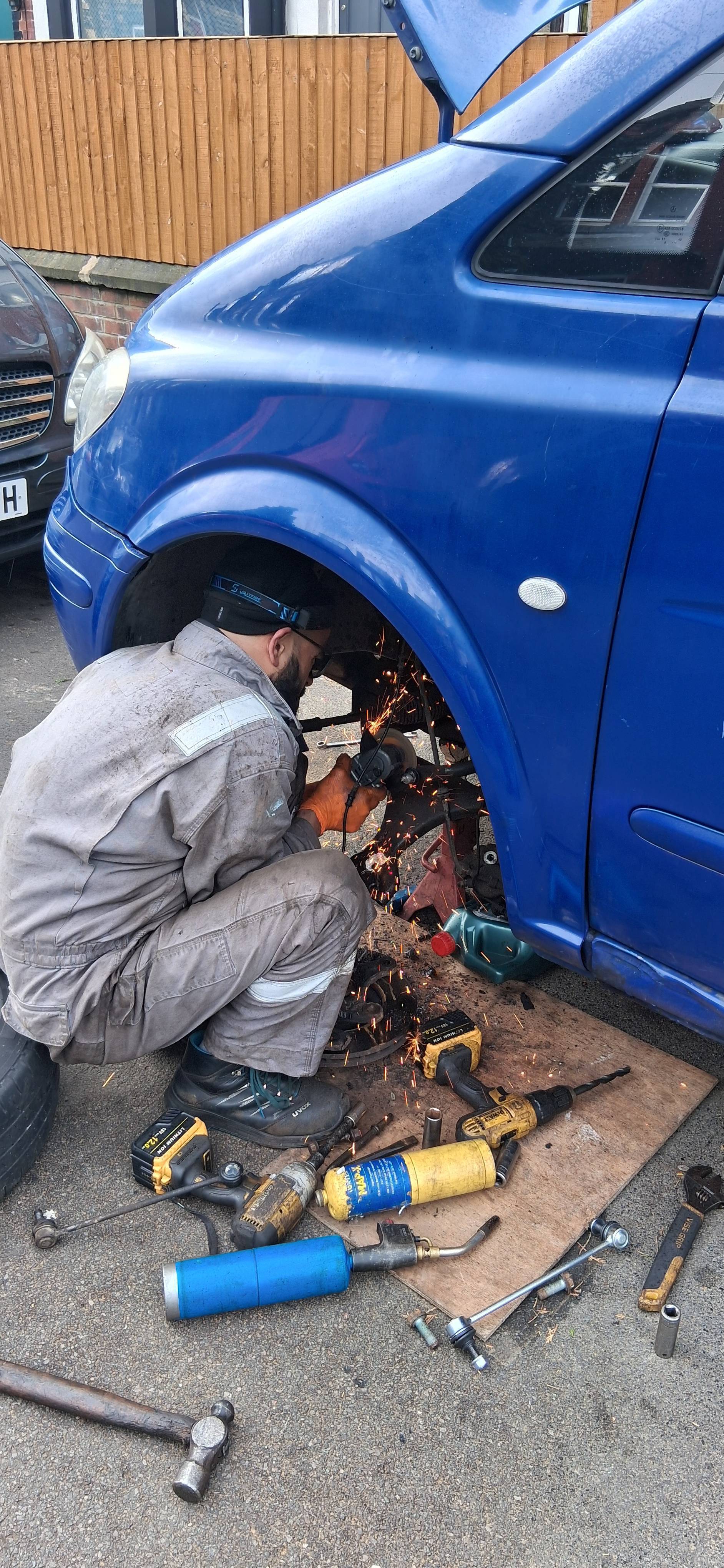Mobile Mechanic Professional Service