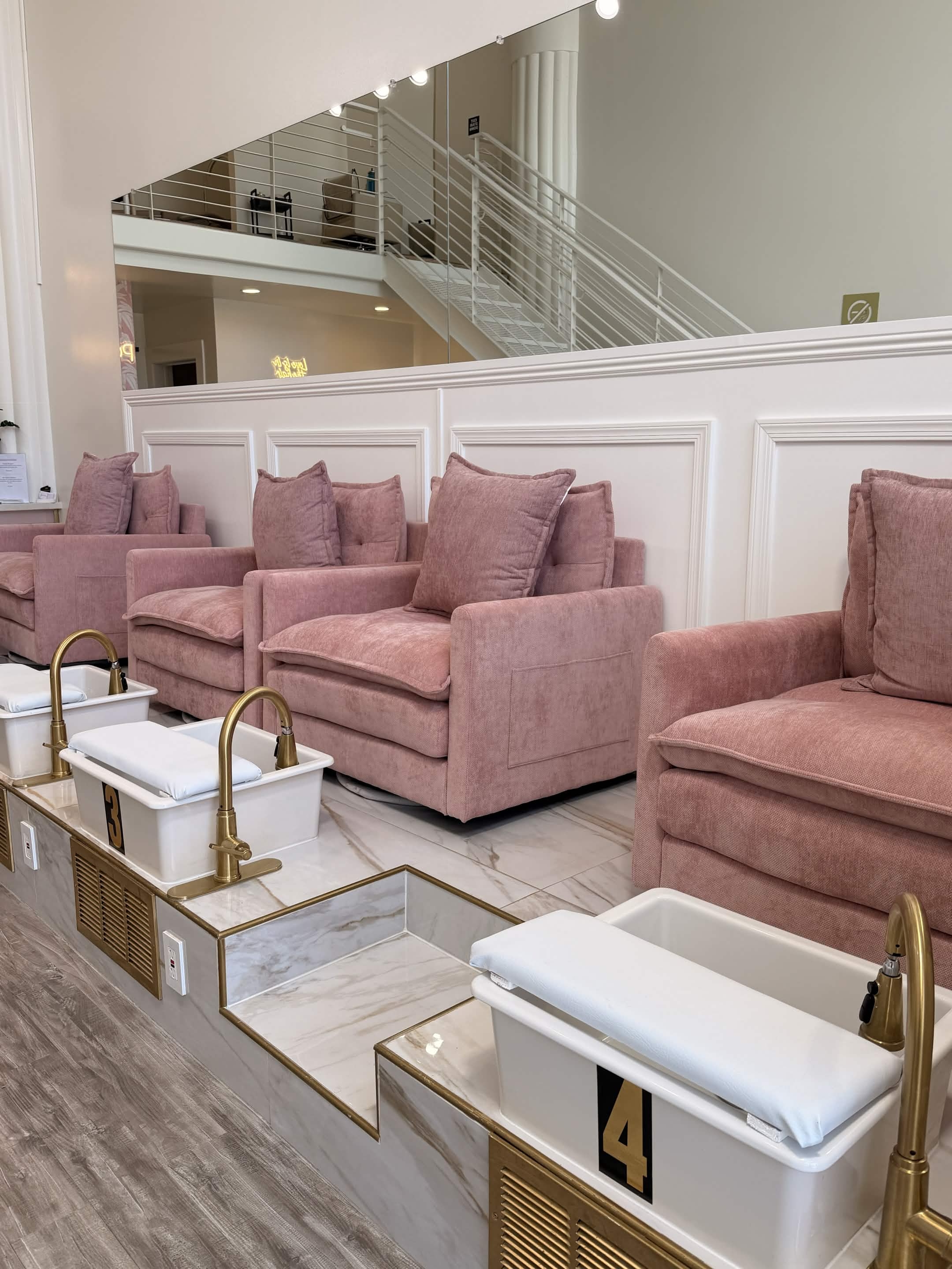 Politur Nails salon interior