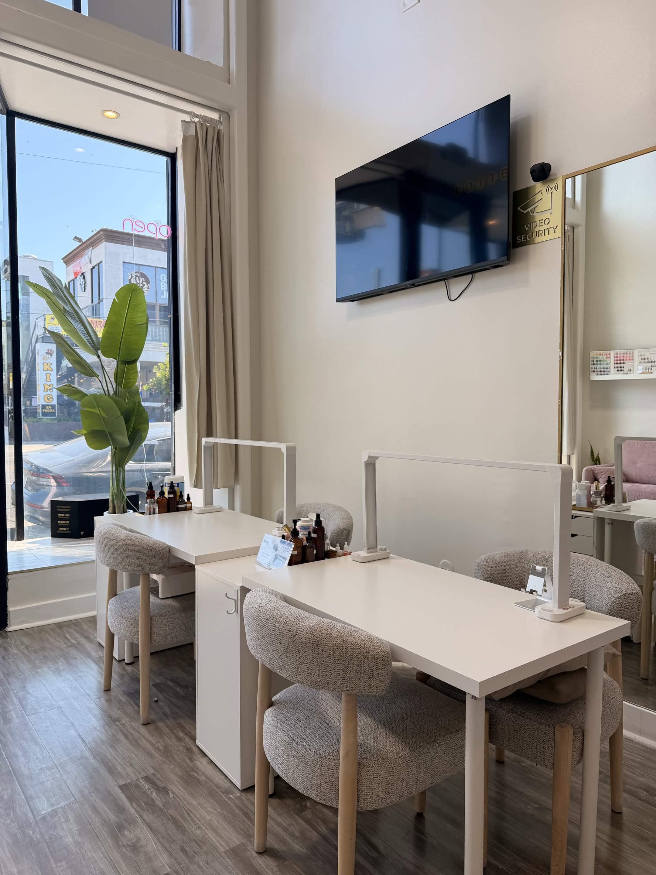 Politur Nails salon interior