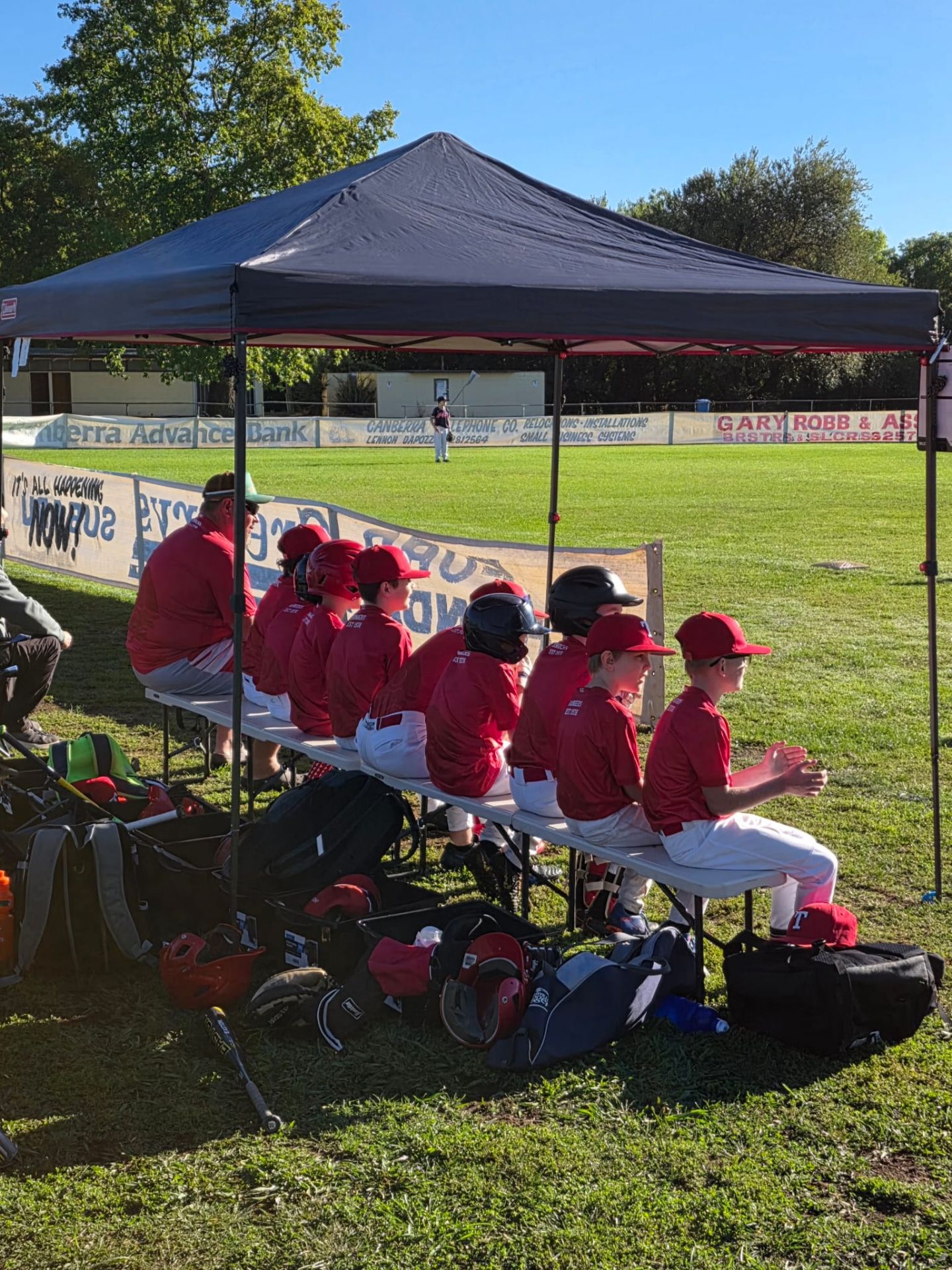 Vikings Juniors in the dugout