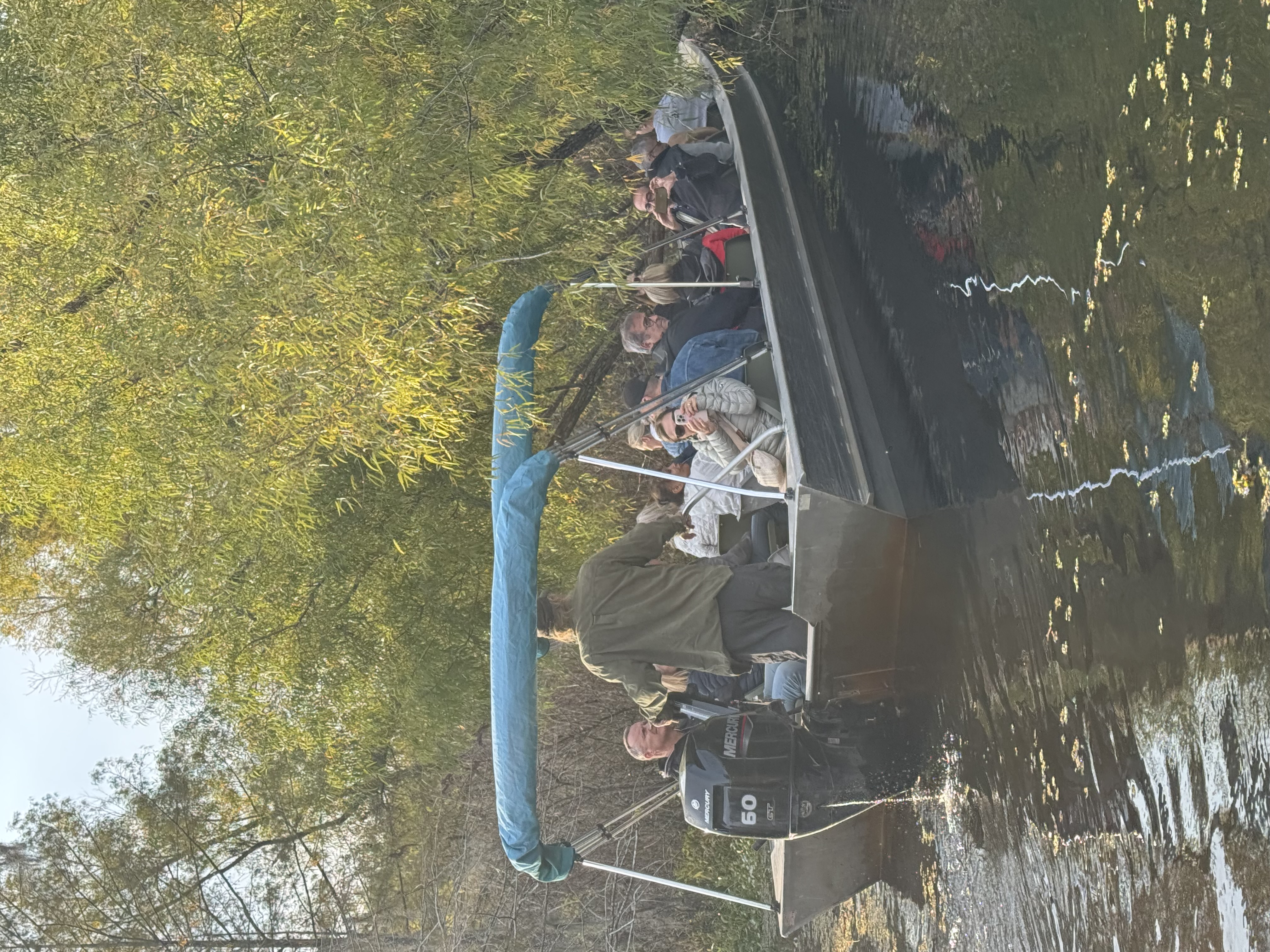Champagne's Tour Boat
