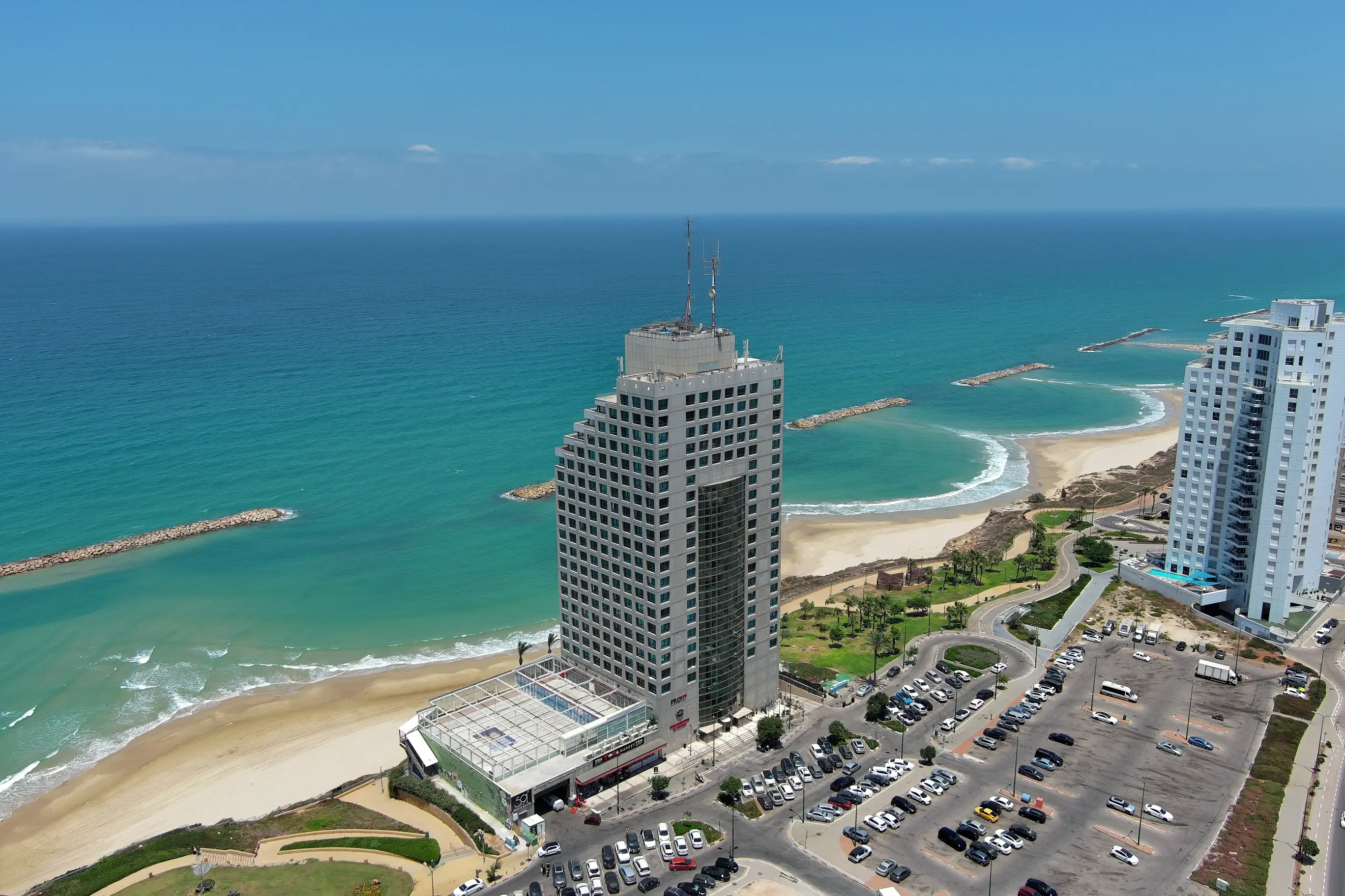 בניין דירות בנתניה תמונה 4