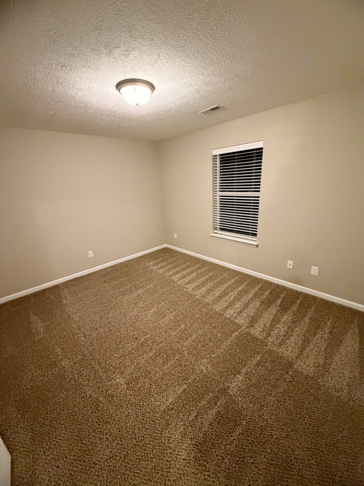 Move-Out Bedroom Cleaning