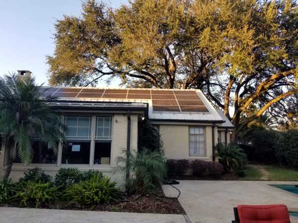 Roof & Solar Panel Cleaning