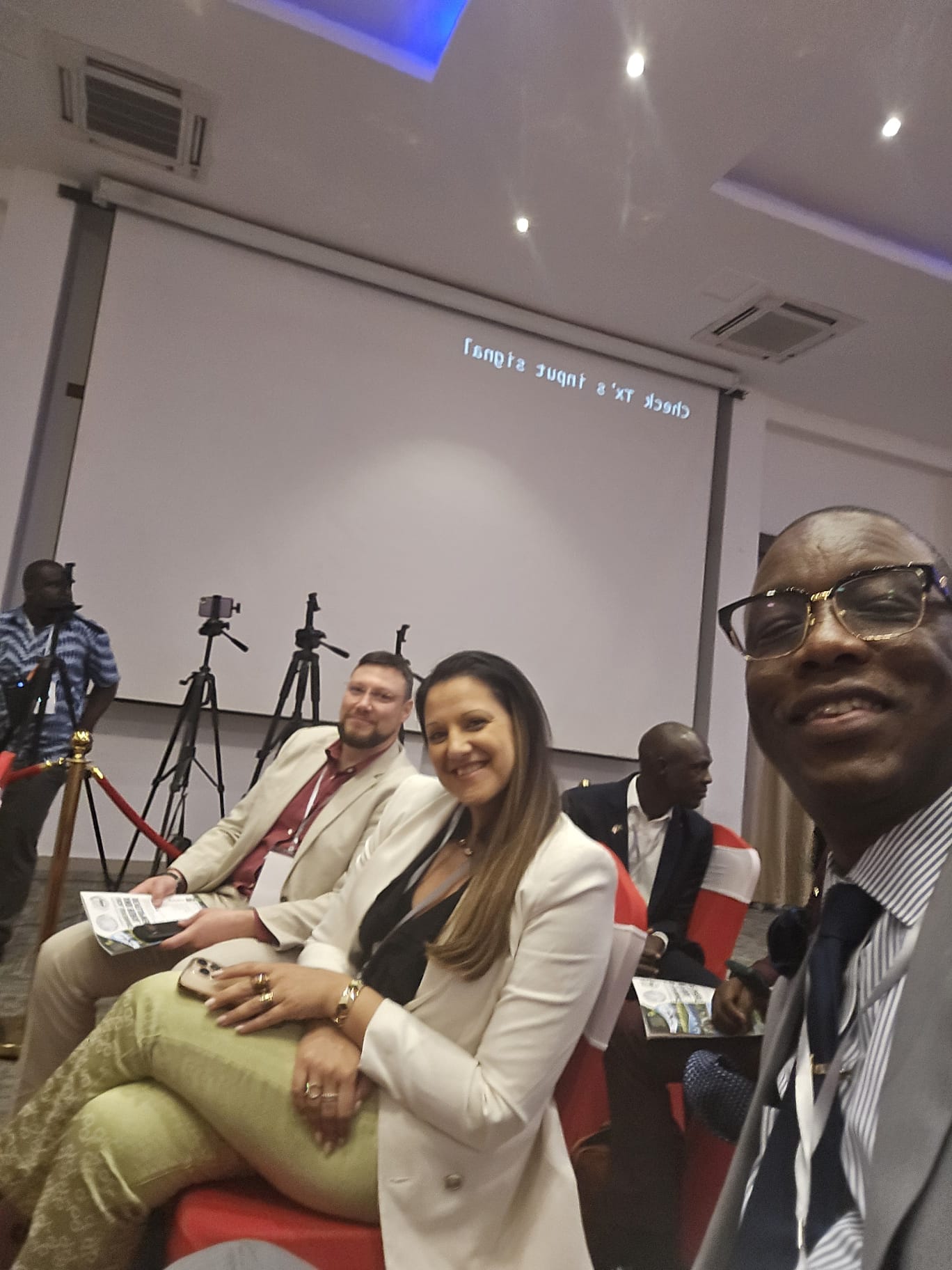 Strategic Roundtable Networking