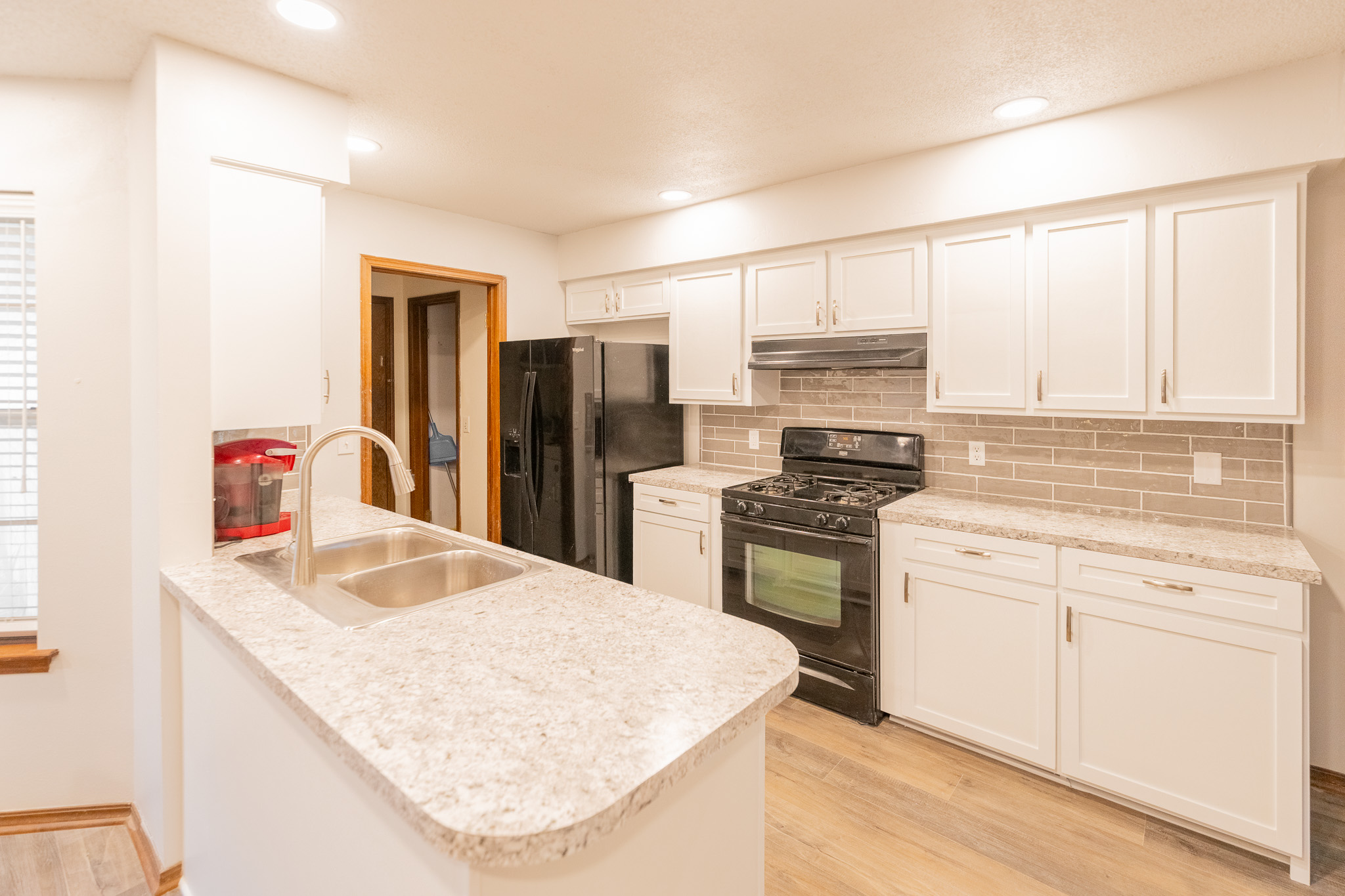 Kitchen Remodel & Island Suite