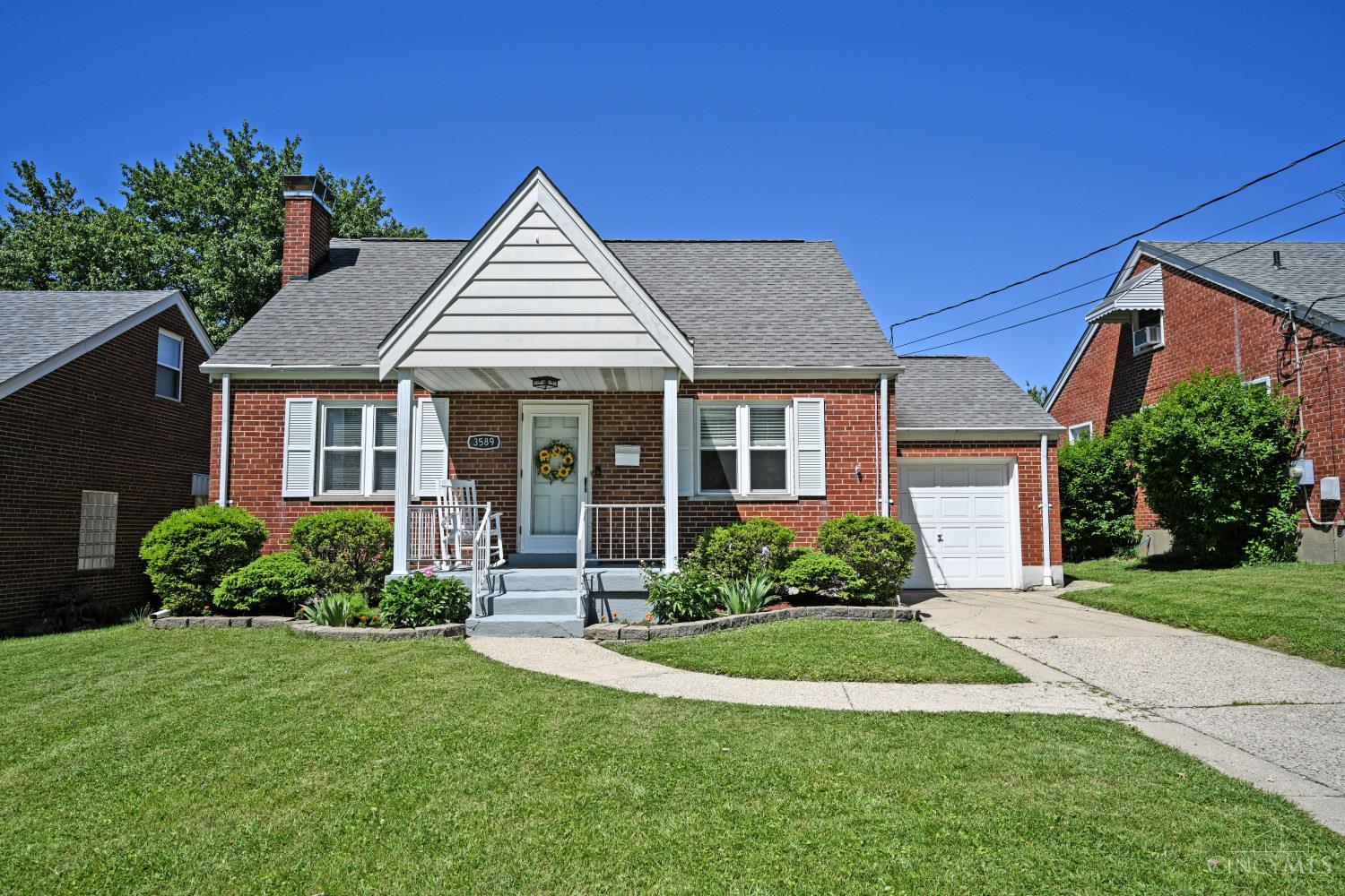Residential neighborhood street in Bridgetown Ohio
