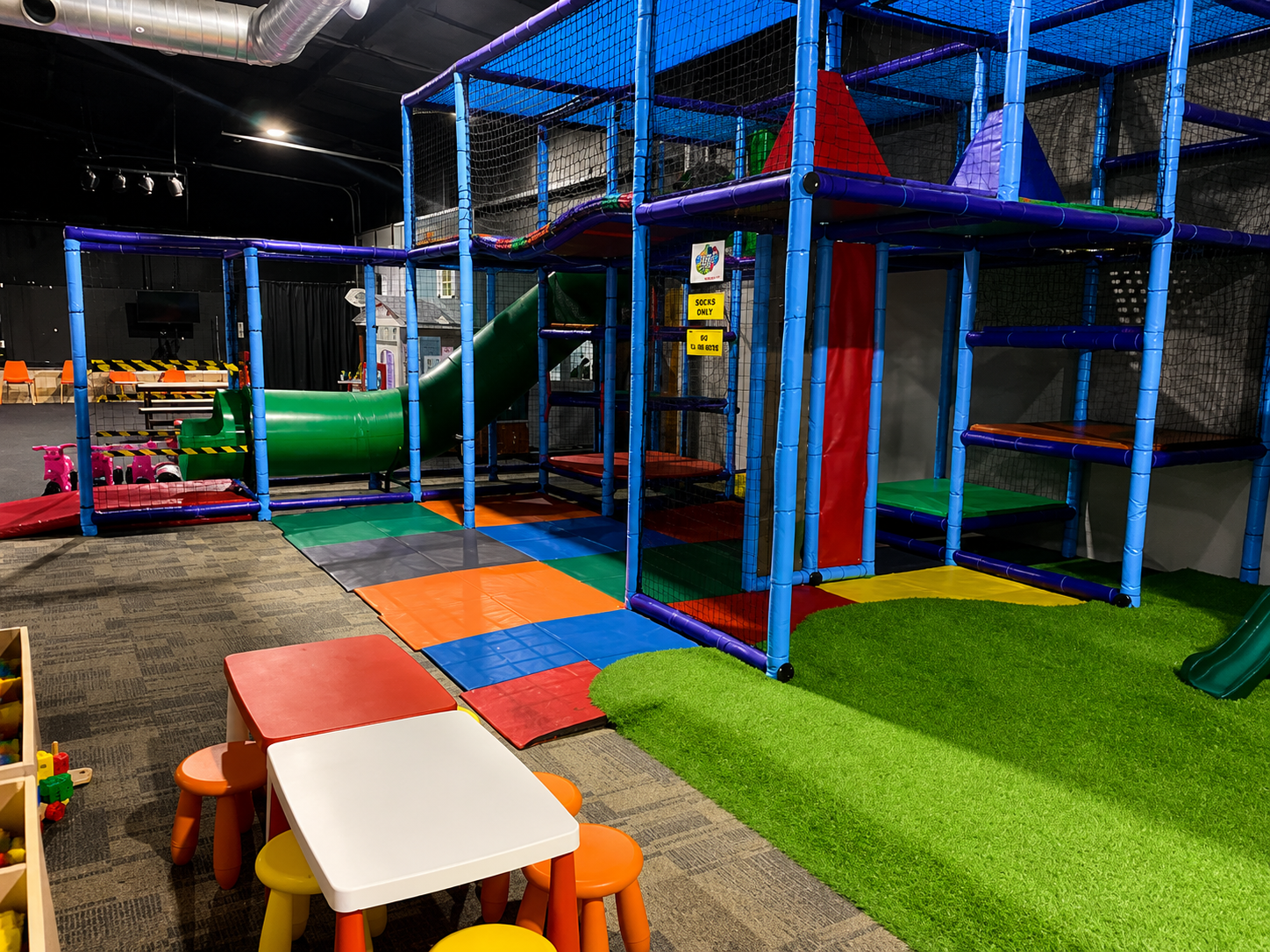 eKids Fun Houses and Indoor Playground