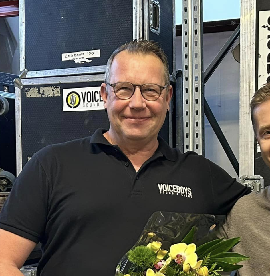 Ota yhteyttä – Mika, Voiceboys Oy Myynti