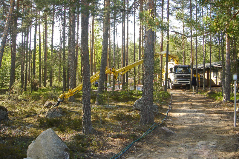 52 metrin pumppuauto vaativassa betonointikohteessa