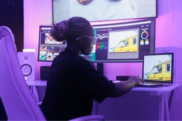 Femme participant à un programme de formation — DigiWomen
