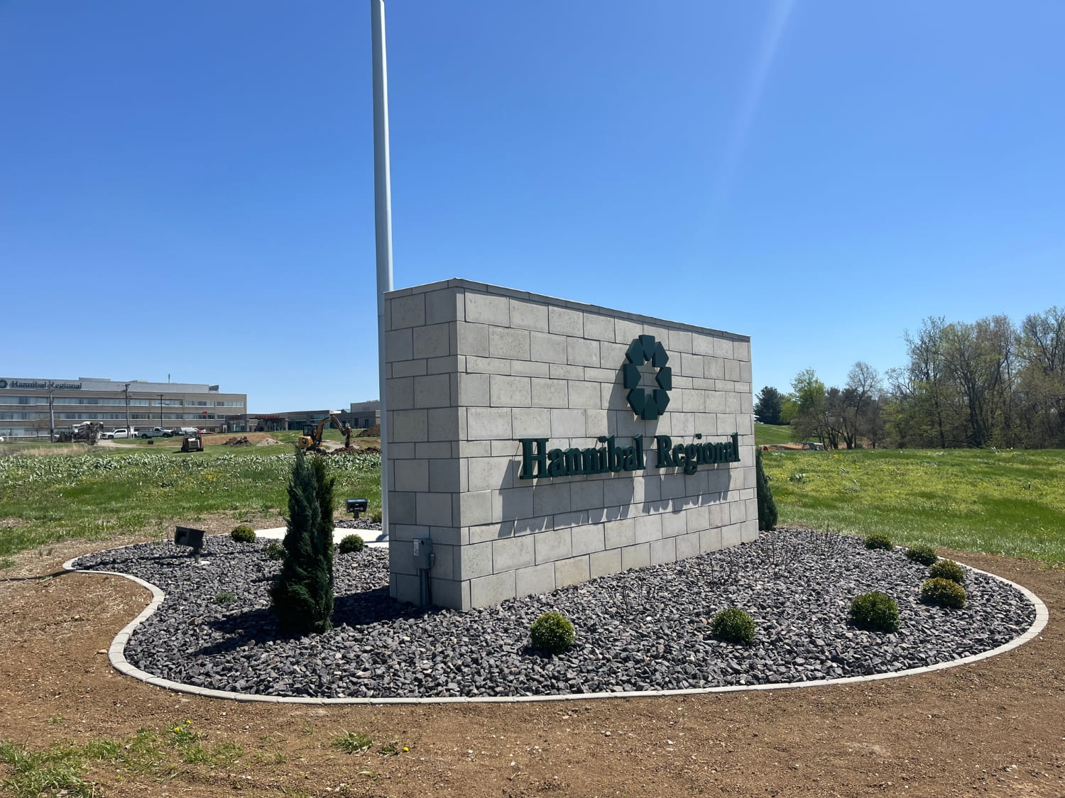 Bergman Nurseries commercial landscape installation at Hannibal Regional