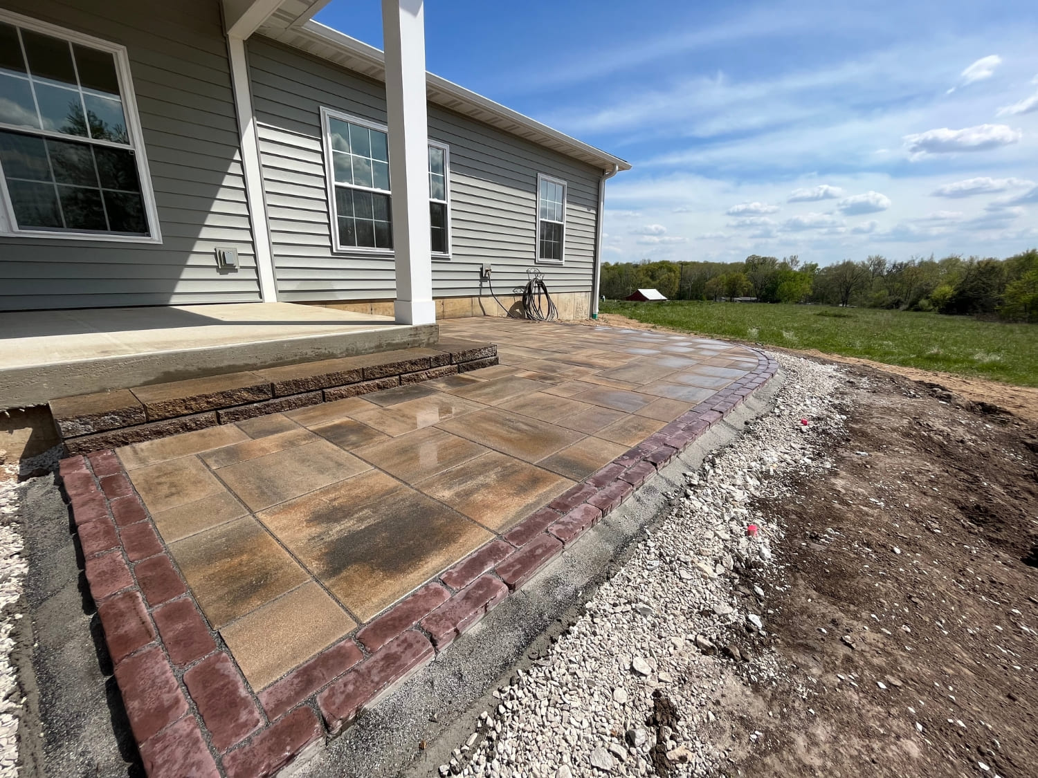 Bergman Nurseries hardscape paver patio