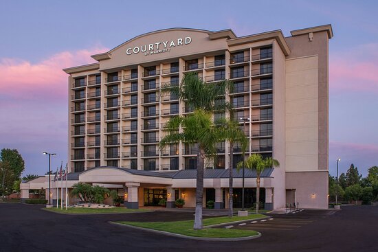 Courtyard by Marriott Monrovia