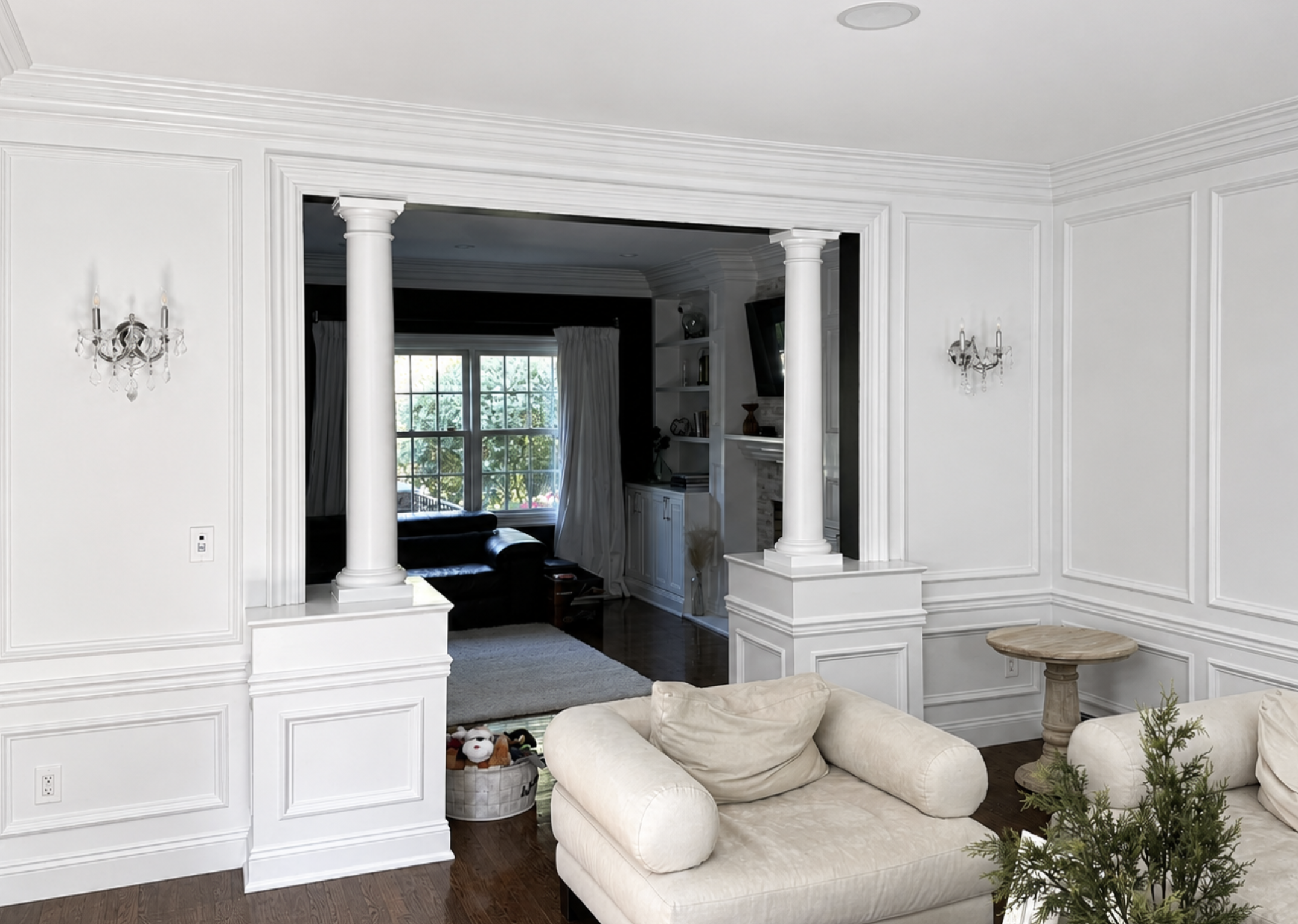 Living Room Custom Trim and Archways
