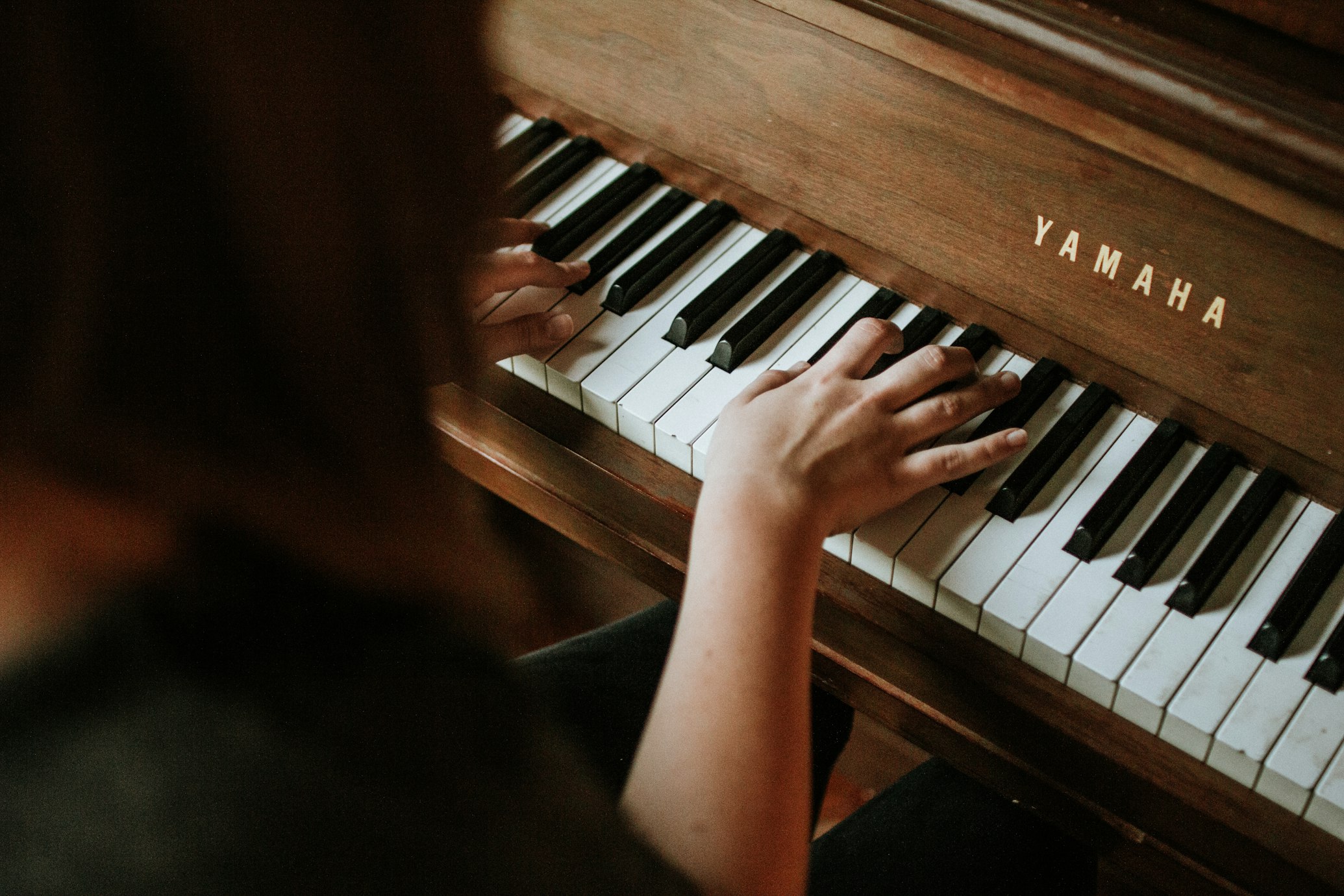 Piano interior strings background
