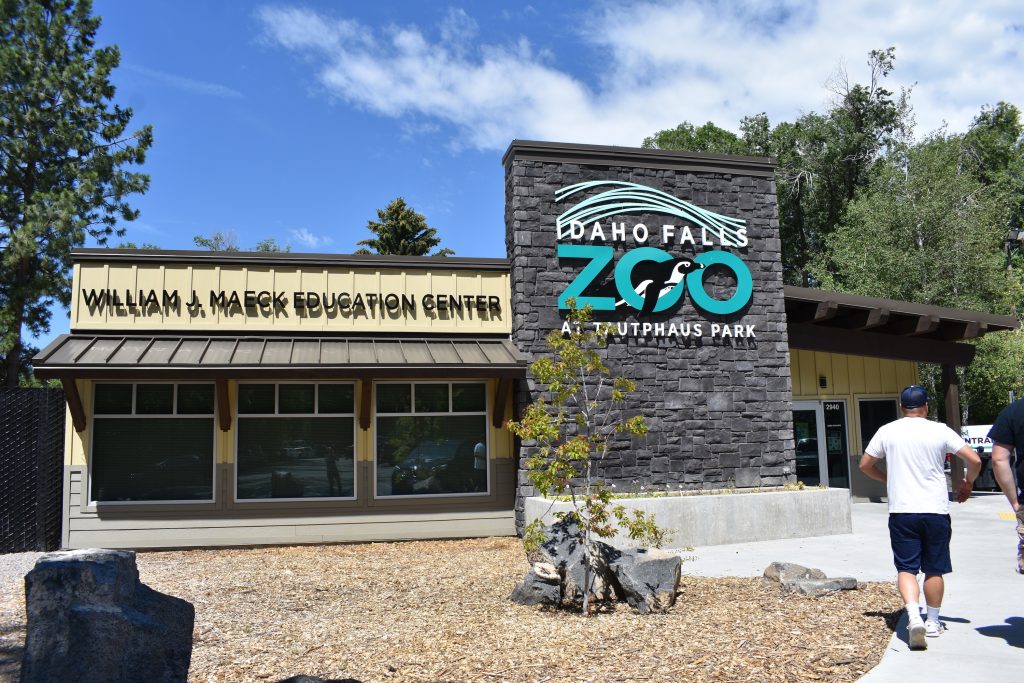 Idaho Falls Zoo at Tautphaus Park