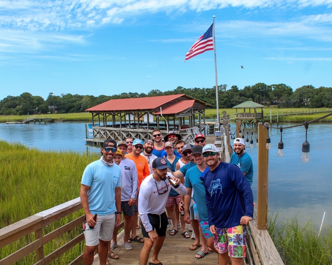 Dock staff welcoming boaters
