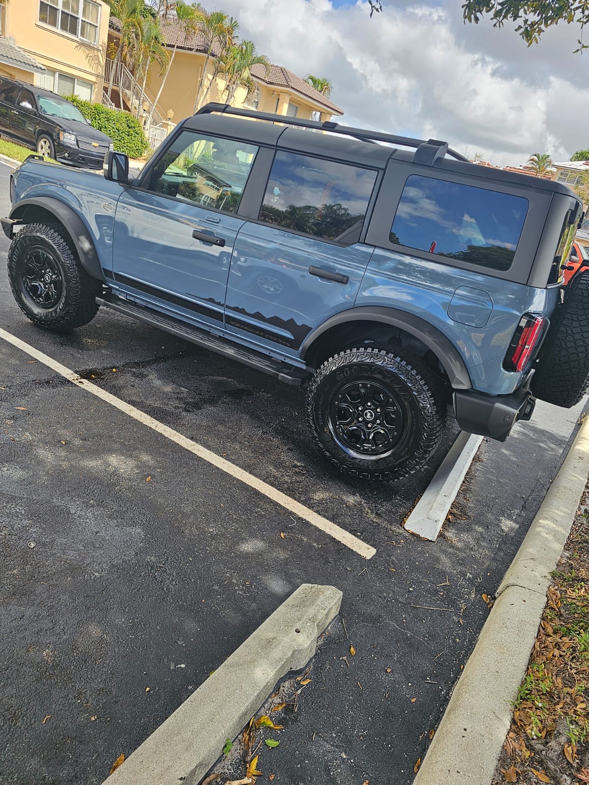 Detailing work 31