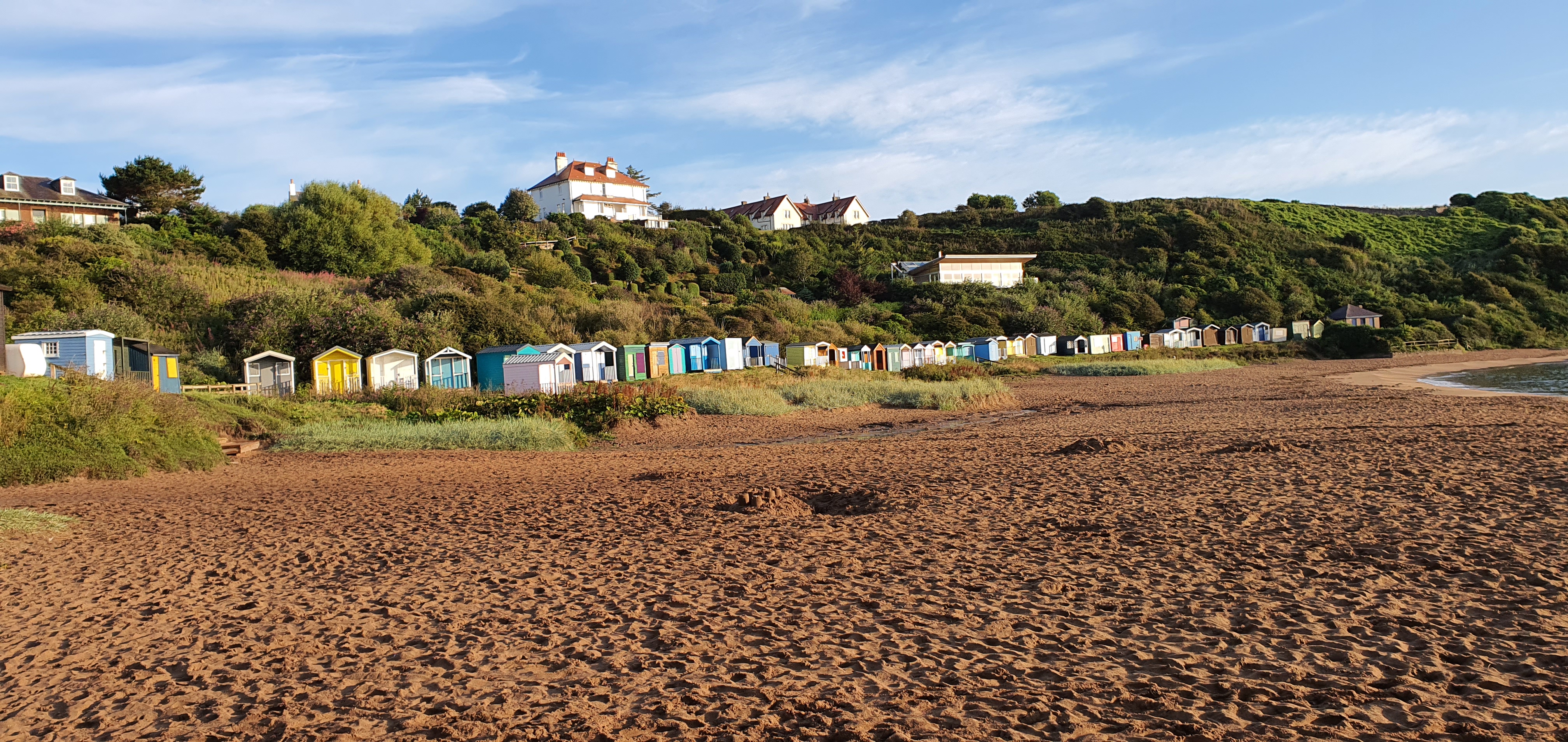 The Beach Box beach hut exterior at Coldingham Bay, available for Braeview Escapes guests