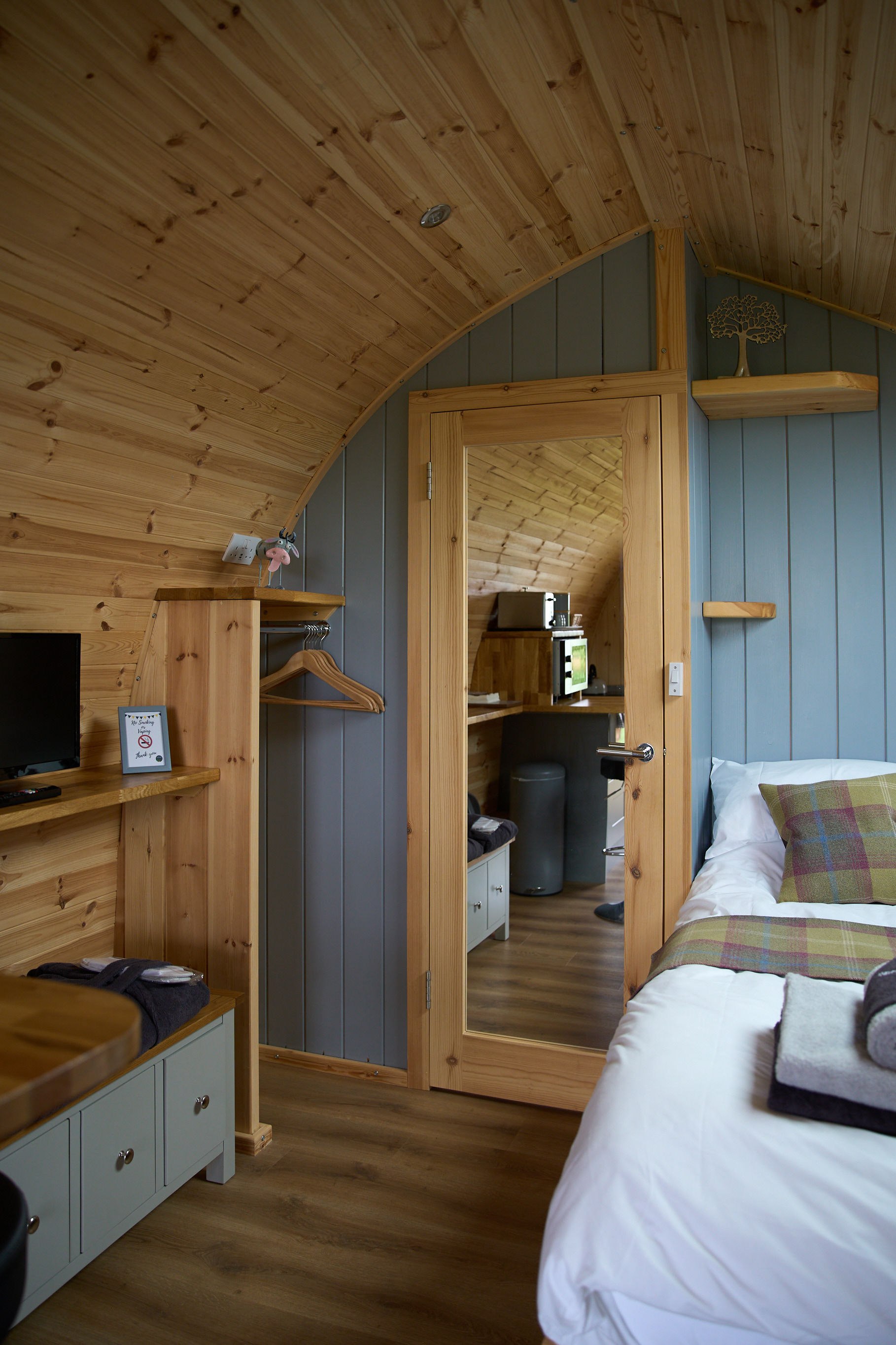 En-suite bathroom facilities in our luxury glamping accommodation