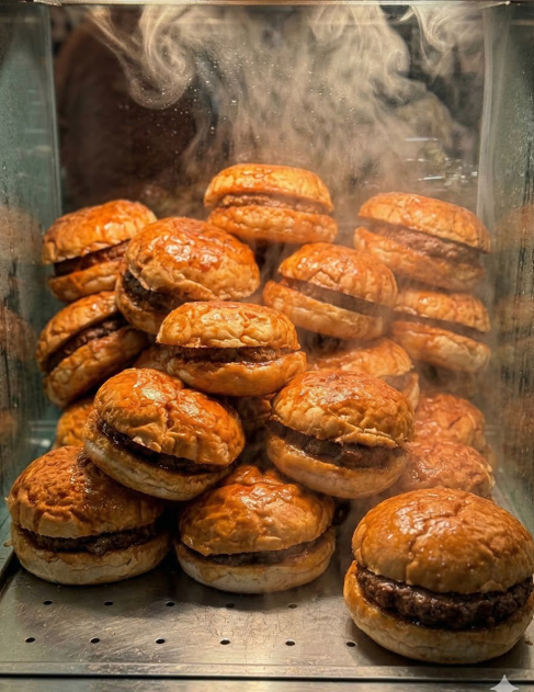 Steamy Islak Burger