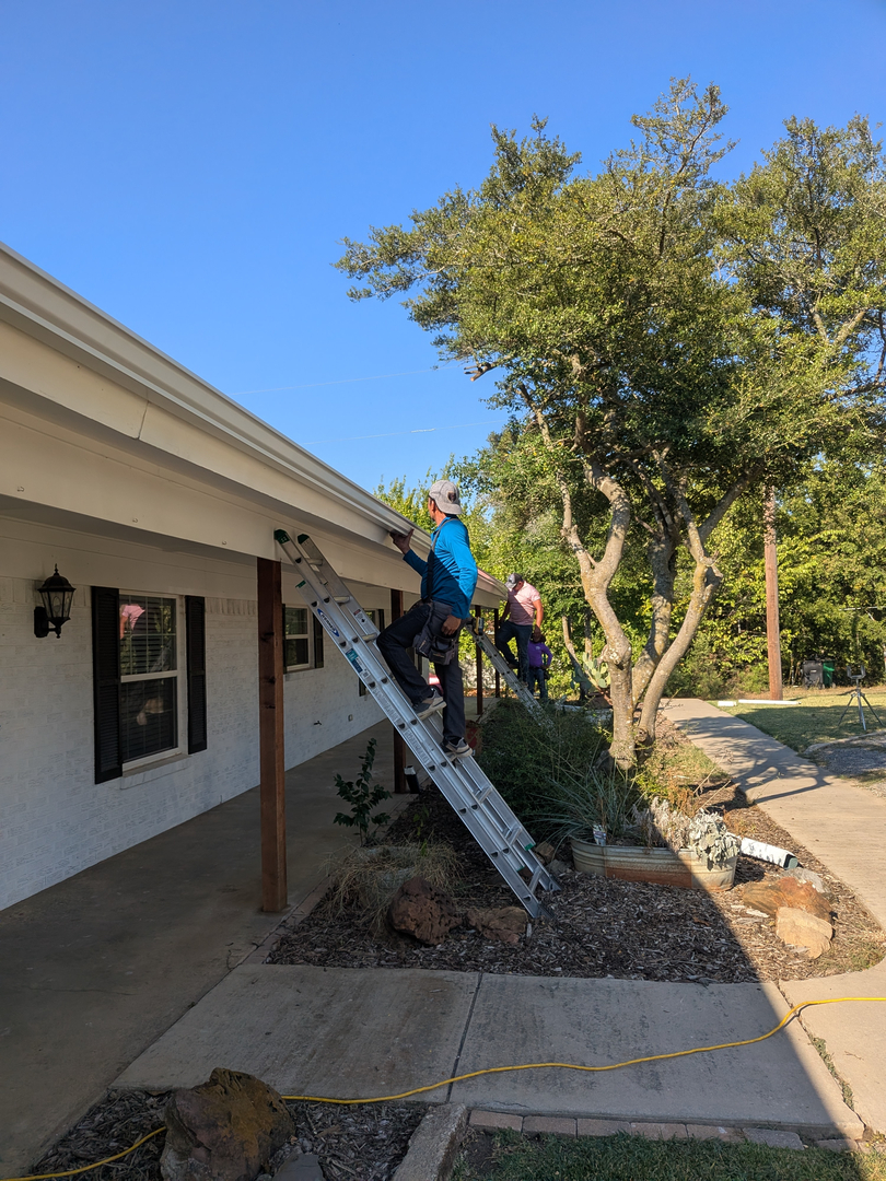 LABA Roofing Team