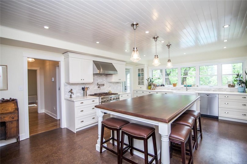 Interior House Painters interior painting Winnipeg MB